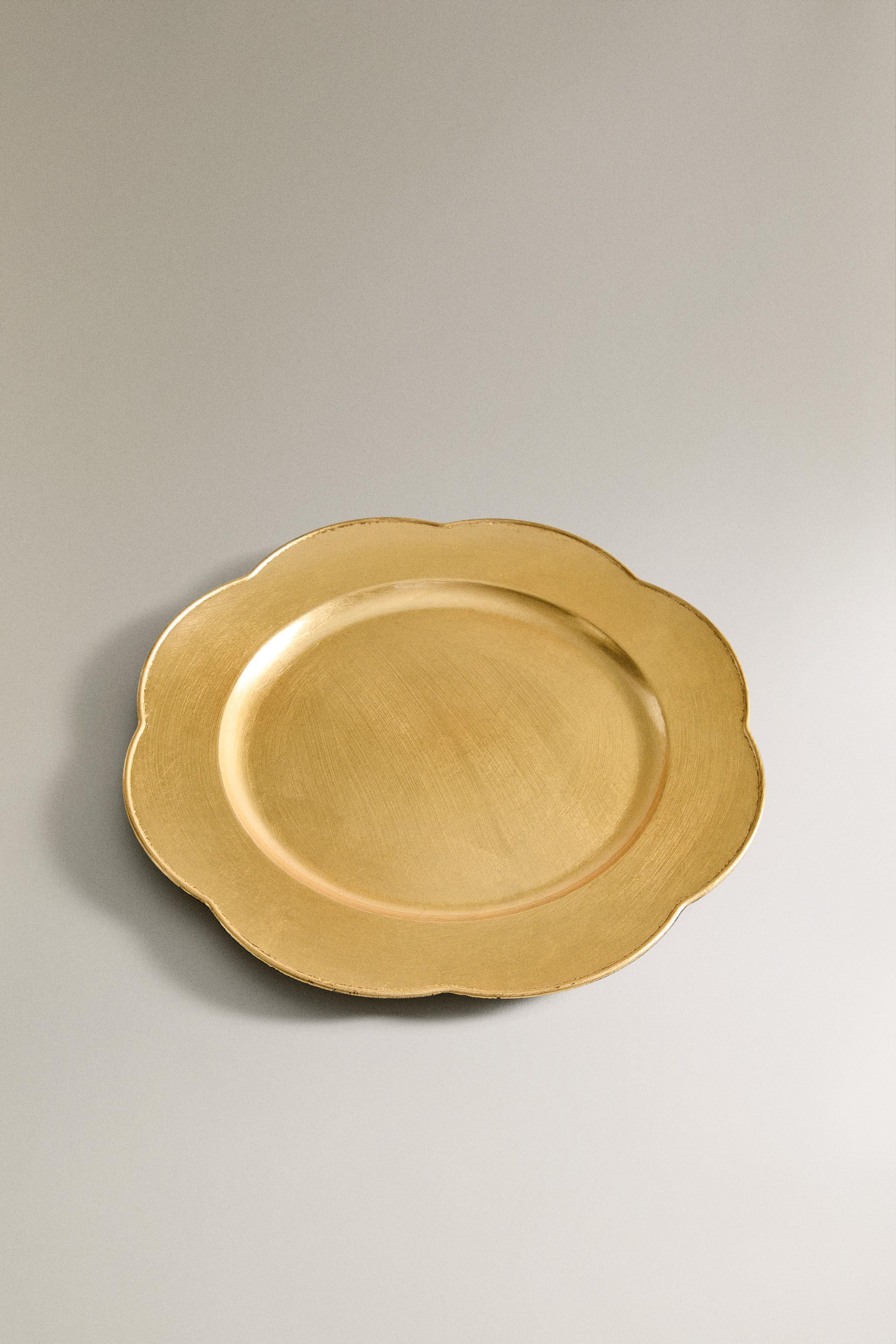 PLAIN SCALLOPED CHRISTMAS SERVICE PLATE | Zara UK