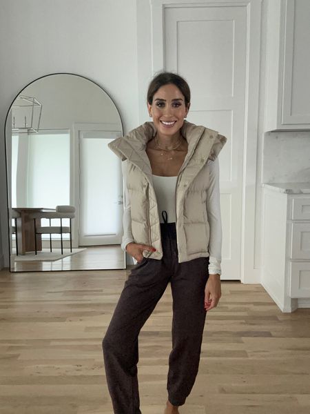 Lululemon puffer vest size 0, soft joggers in brown size 2, white bodysuit size Xs 

#LTKfindsunder50 #LTKfindsunder100