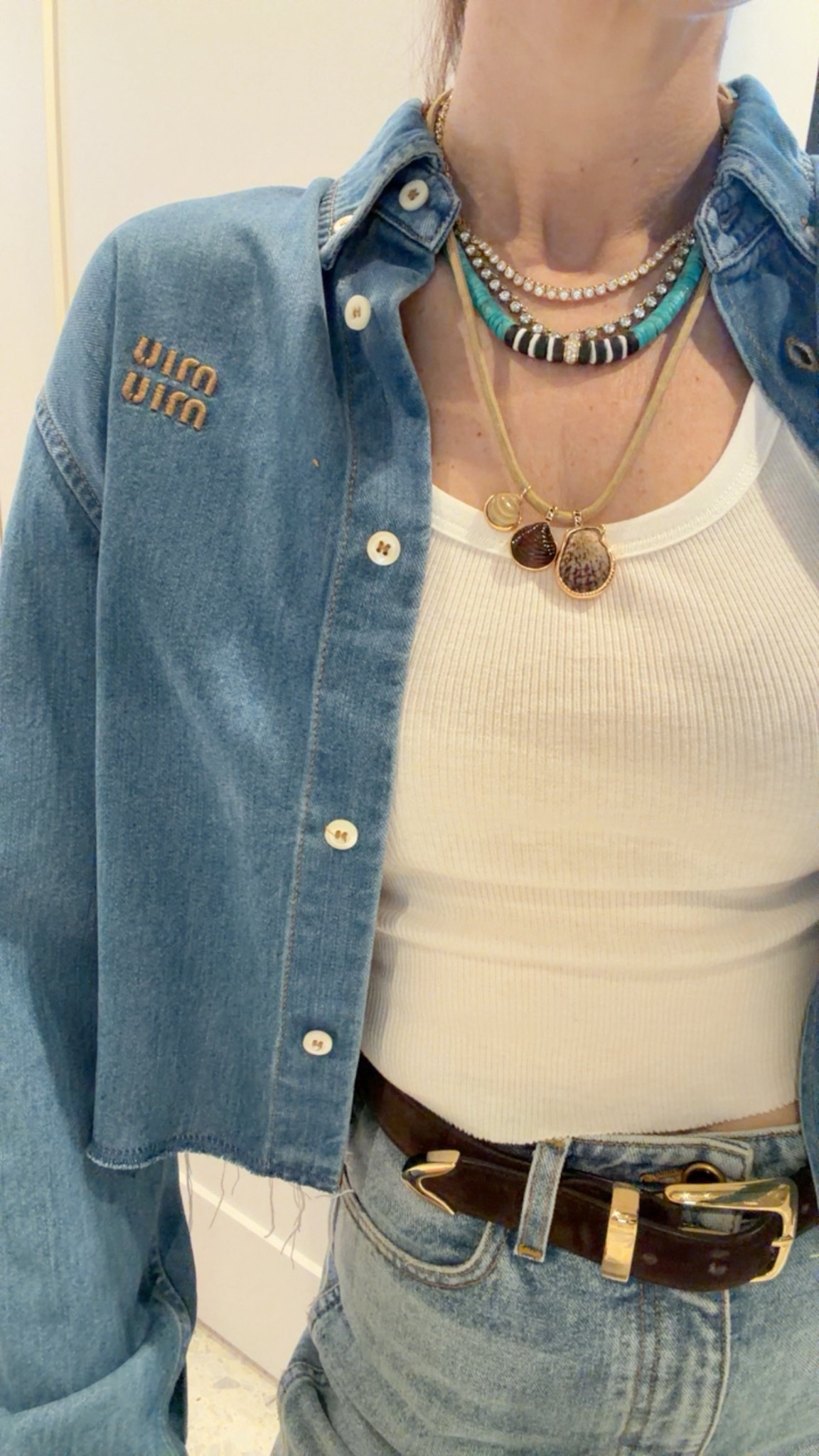 Loving this denim on denim outfit! Linking looks for less too!


Women’s fashion, spring fashion, spring style, summer fashion, spring style, summer style, spring outfits, summer outfits, spring outfit inspo, summer outfit inspo, spring outfit ideas, trendy fashion, chic style, mom fashion, mom style



#LTKootd #LTKSeasonal #LTKOver40