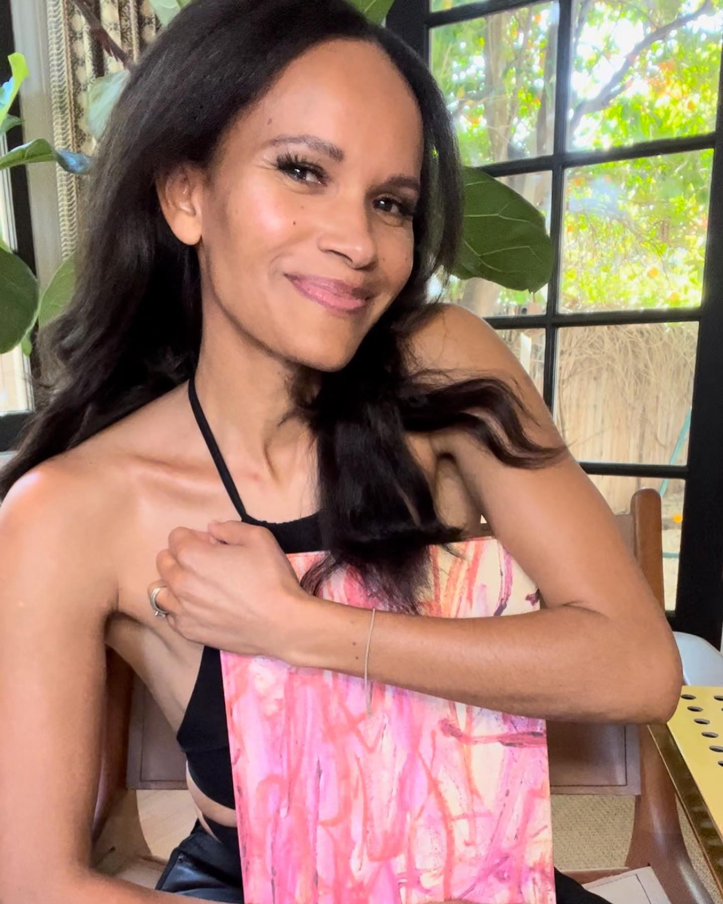 You know what makes a great gift? Books! I’m holding the one I wrote for Kelly Wearstler called Rhapsody. I’m a little biased but I do think it would make a truly beautiful gift for the person in your life who loves interiors and gorgeous curated spaces. I’ve tagged some of my other favorite coffee table books here too. Happy holiday shopping!

#LTKHoliday #LTKGiftGuide