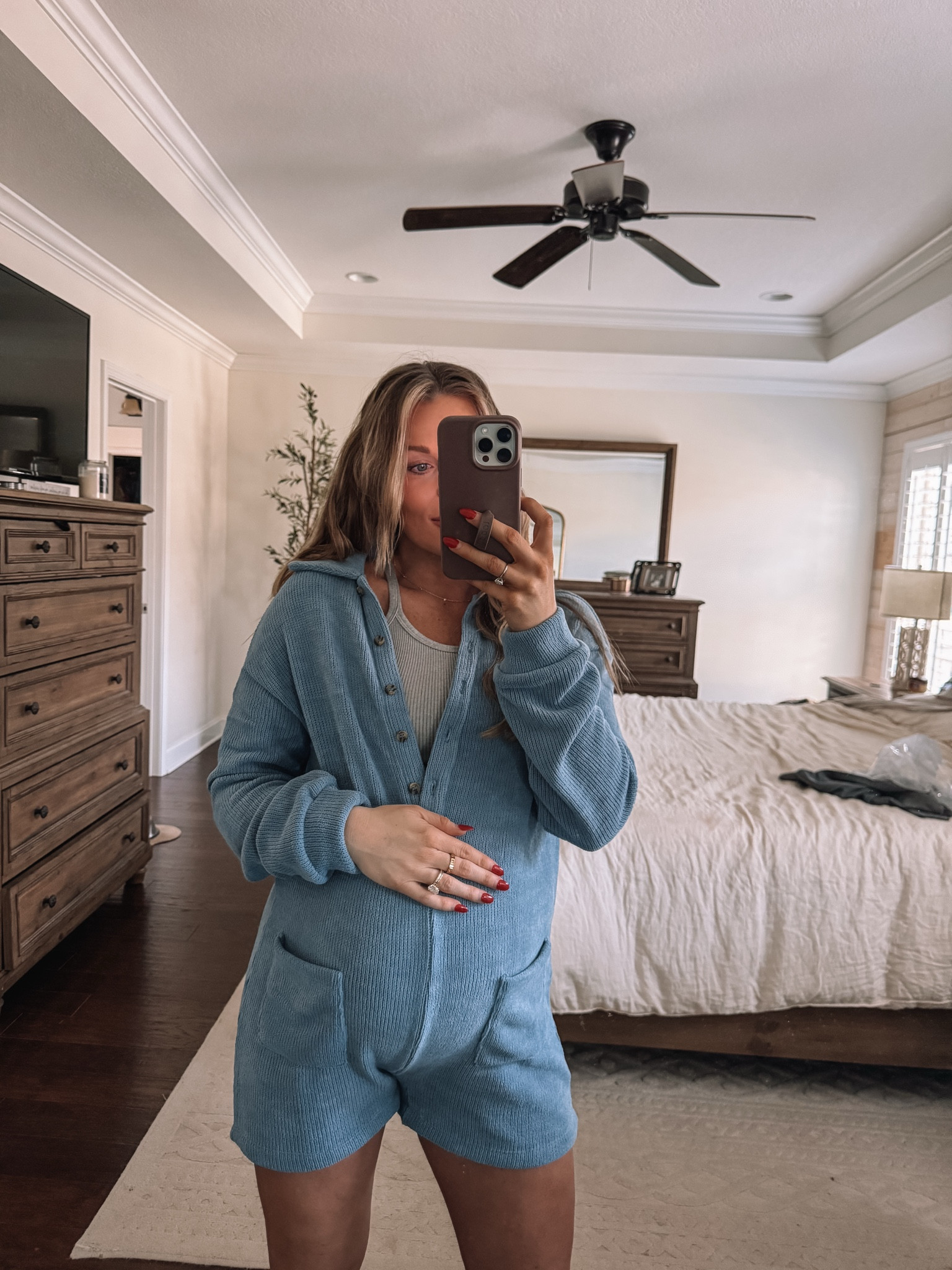 Multiple color options in this button front romper! I’m wearing my true size small! 😍 Grab it for 20% off using code LAURAG20! 

#LTKBump #LTKStyleTip