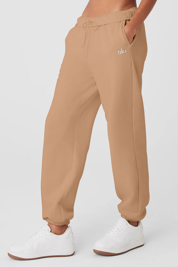 Accolade Sweatpant | Alo Yoga (US)