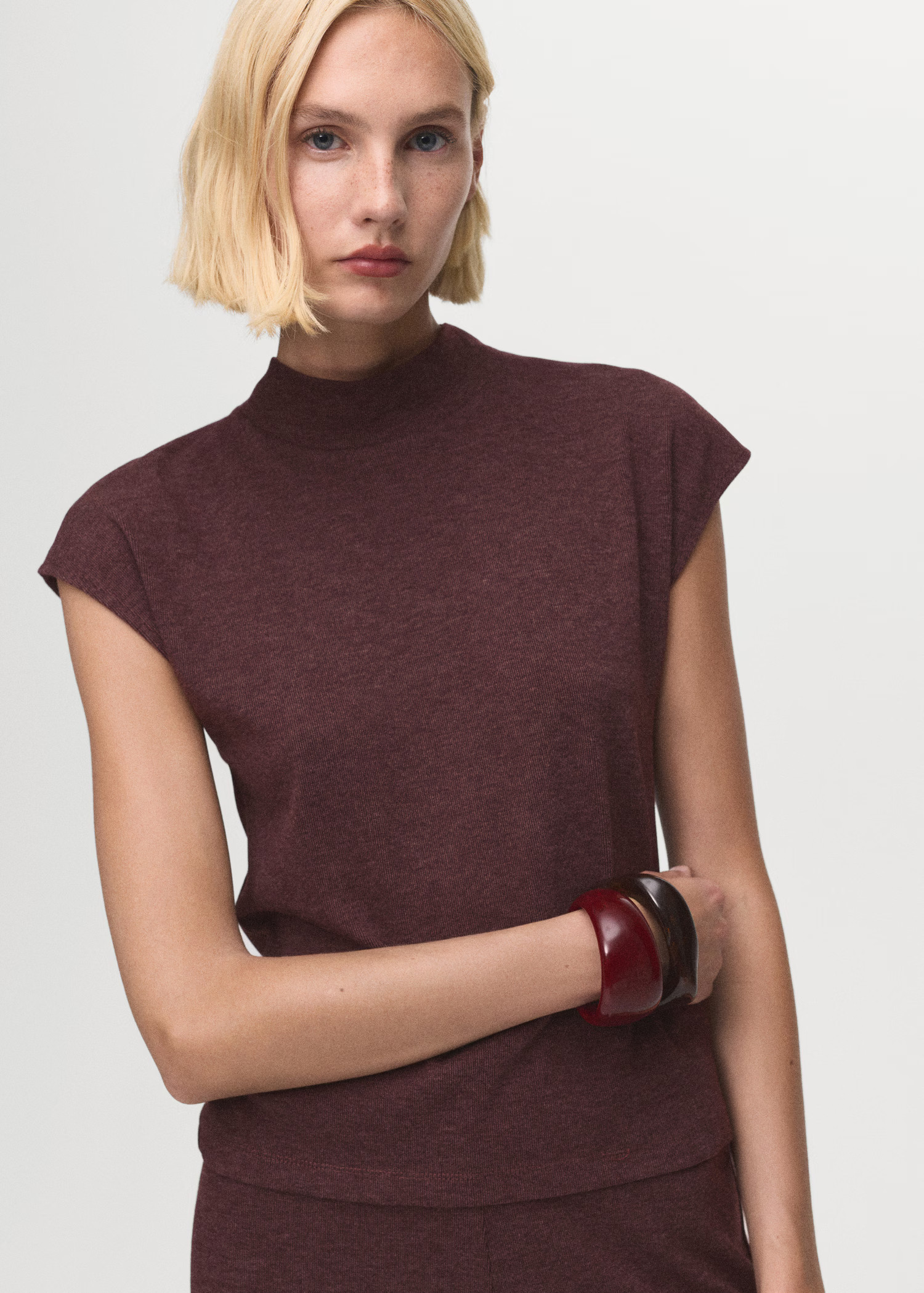High collar T-shirt - Women | MANGO USA | Mango (US/MX/AU)