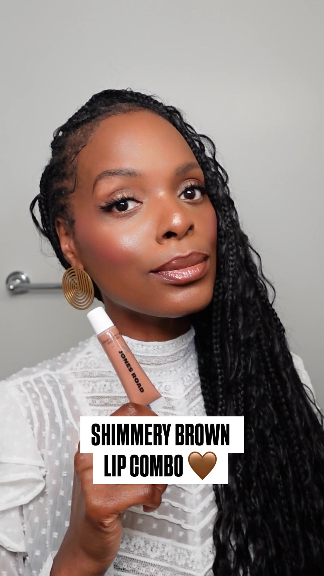 Some days call for a bold red lip💄 Other days… a soft brown gloss combo just hits different!🤎 SWIPE to see lip combo in motion!

Cognac Lip Pencil + Mocha Shimmer Cool Gloss (plumping + minty!) by Jones Road Beauty gives hydrated, slightly shimmery, effortless everyday glam! 

Are you a bold lip girly or is neutral gloss your go-to? 💋

#cleanbeauty #everydayglam #beautyroutine #lipcombo #beautytip

#LTKselfcare #LTKgrwm #LTKBeauty