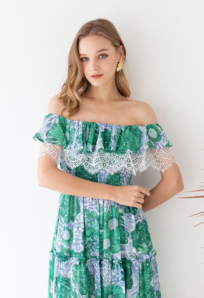 Golden Floral Earrings | Chicwish