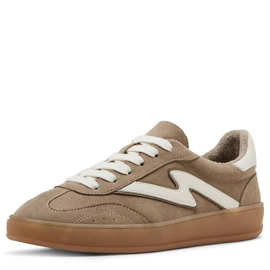 Madden Girl Women's Giia Sneaker | Amazon (US)