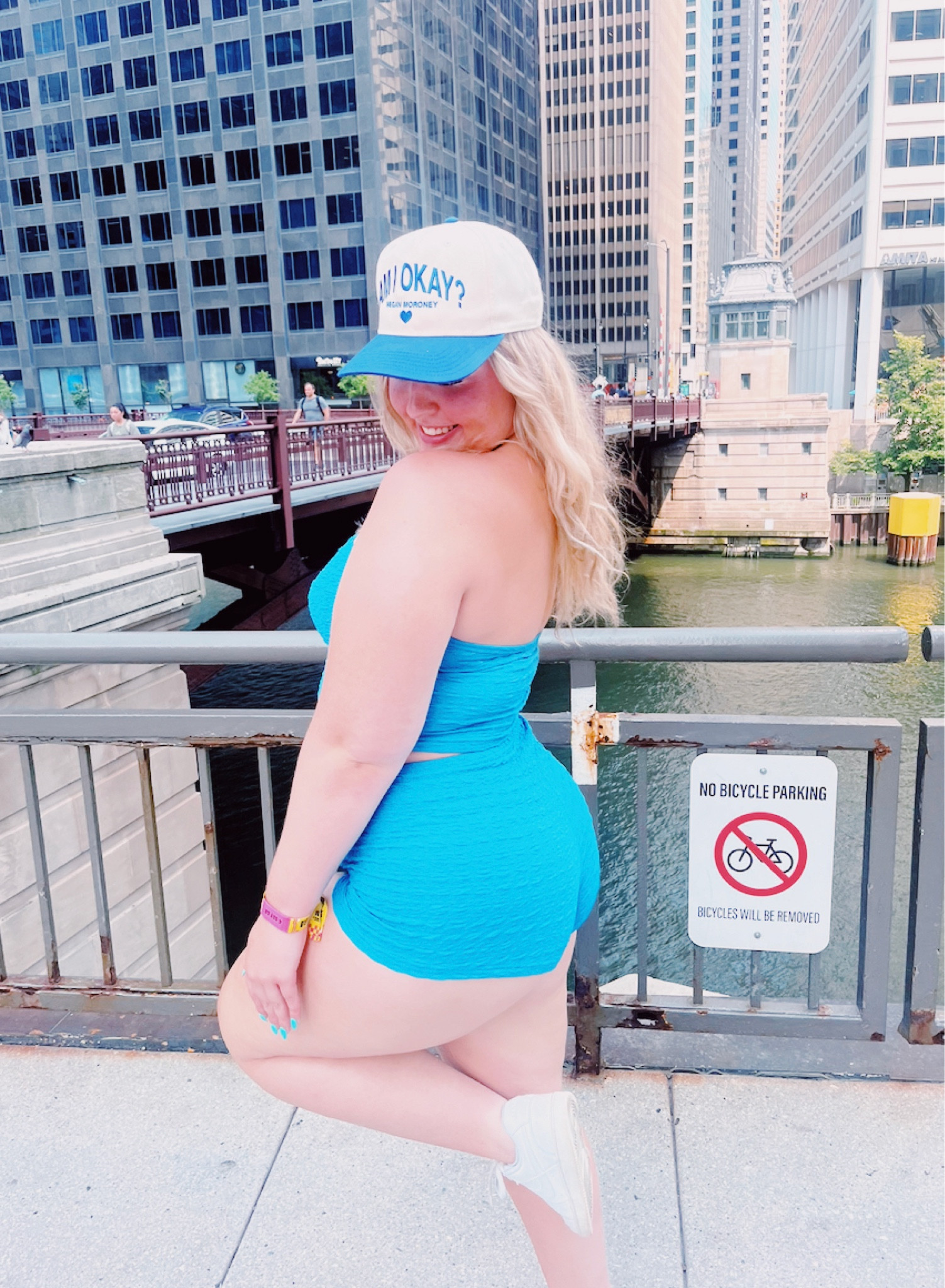 LOLLAPALOOZA DAY 2!!!💙🎤🤠✨
Day two with the emo cowgirl Megan Moroney concert!!!


#LTKStyleTip #LTKShoeCrush #LTKFindsUnder50