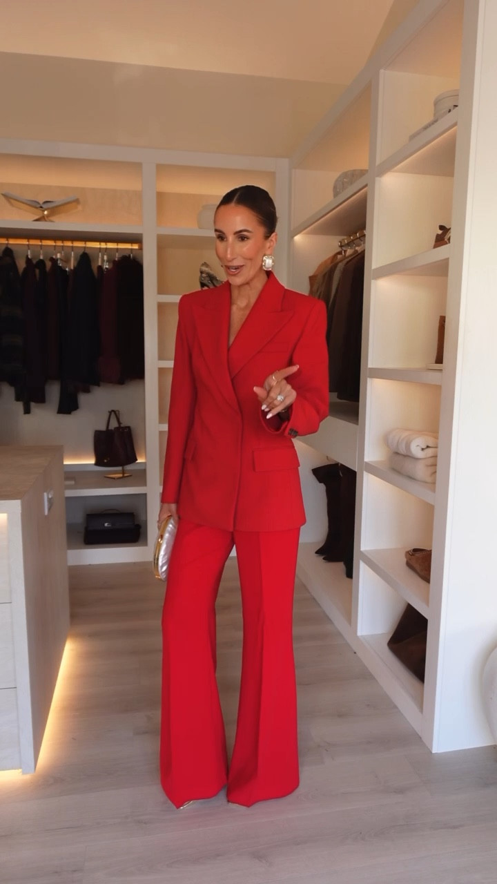 Occasion pieces ❤️ 

Red blazer: size XS 
Red trousers: size 6 
Black blazer: size XS 
Black skirt: size 6 
Burgundy dress: size XS 
Polka dot dress: size 6 
White satin polka dot dress: size S 
Red waistcoat: size XS 

#LTKootd #LTKgrwm #LTKSeasonal