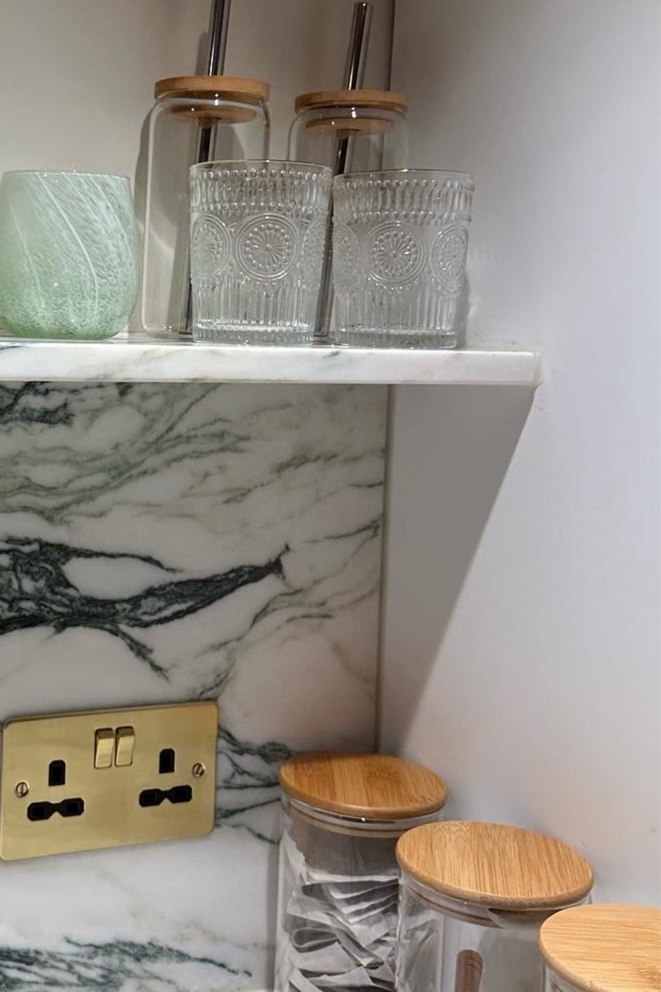 Kitchen Glasses & Jars 