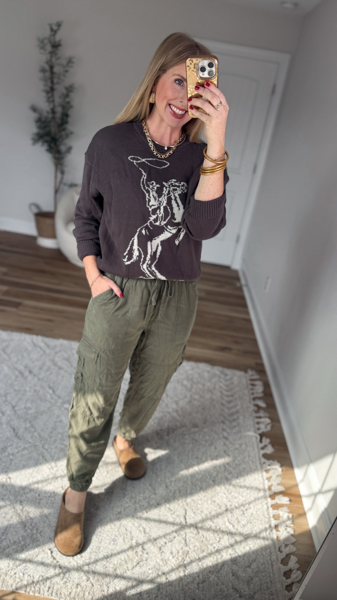 Weekend Walmart Wins try-on
Horse sweater- men’s medium 
Olive Joggers- small

#LTKootd