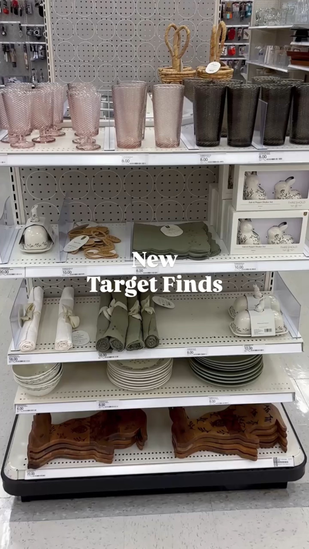 And the cute stoneware from Target continues!! Comment GREEN for 🔗! Be sure to follow for more Target finds! 

Easter, Target, Target style, home decor, home finds, New at Target, Bunny Plates #target #sharemytargetstyle