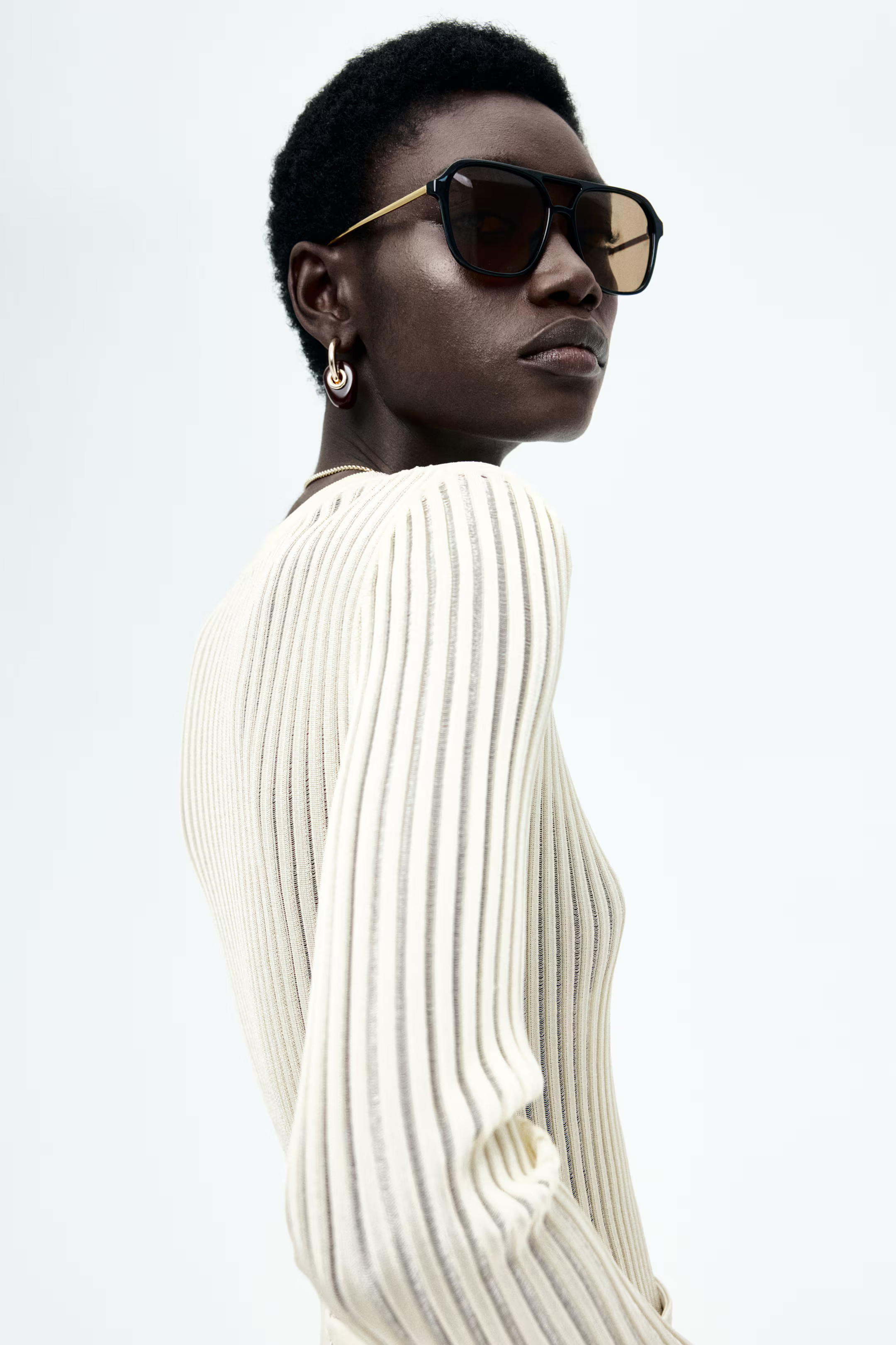 Sheer rib-knit top - Light yellow - Ladies | H&M GB | H&M (UK, MY, IN, SG, PH, TW, HK)