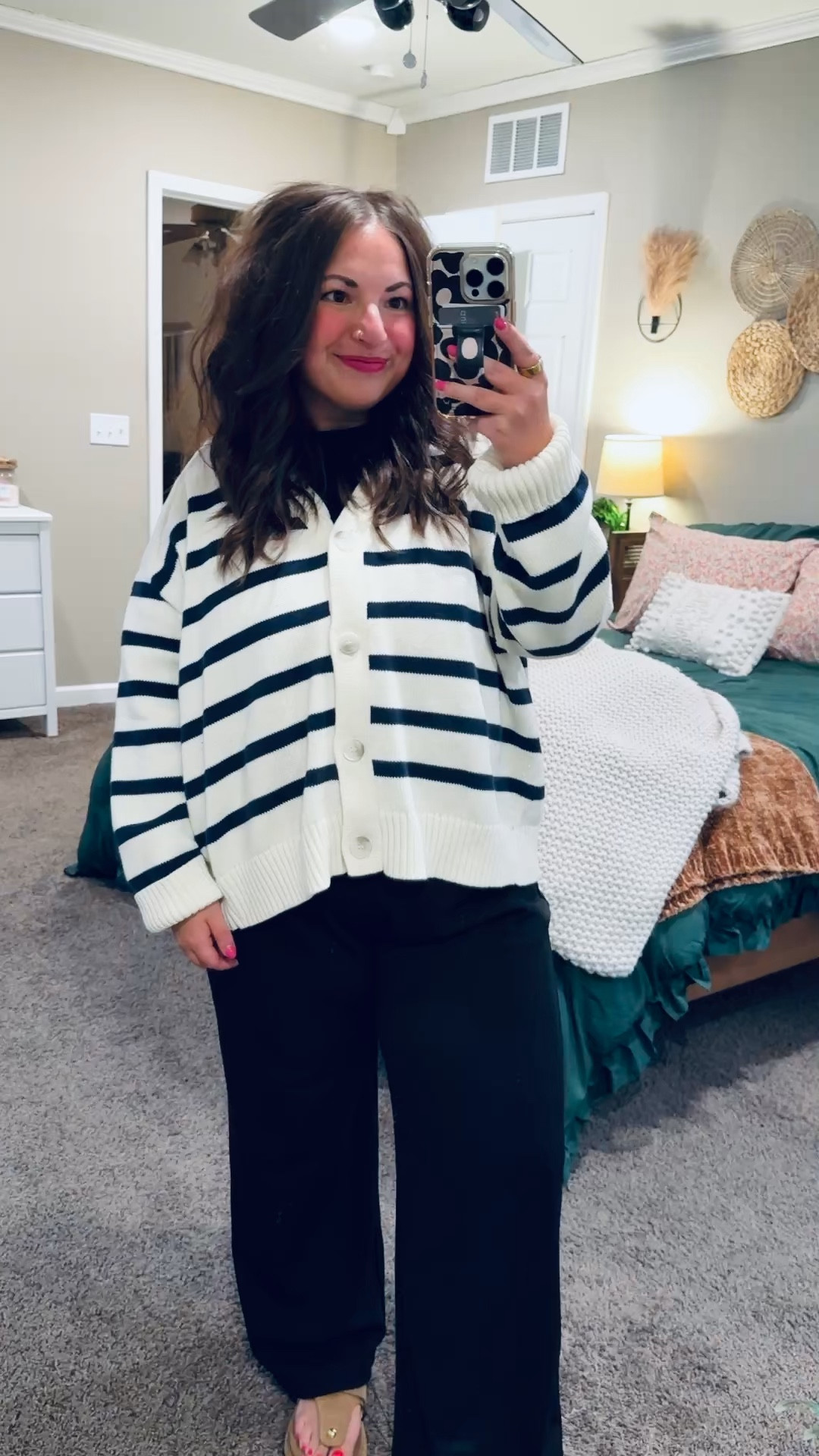 Oversized, cozy, and under budget 🙌 This Walmart cardigan is the perfect throw-on layer for everyday outfits. Easy, comfy, and goes with everything!

sandals: fit true to size // wearing a 5
pants: fit true to size // wearing a large (26” inseam)
bubbe tee: fits true to size // wearing a large
cardigan: fits true to size // wearing a 0X 

 

#LTKootd #LTKMidsize #LTKWorkwear