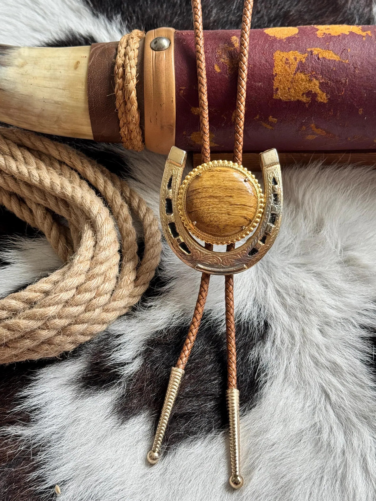 Vintage Gold Horseshoe Brown Wood Center Western Bolo Tie | Handmade, Rodeo Accessory, Country Co... | Etsy (Global)