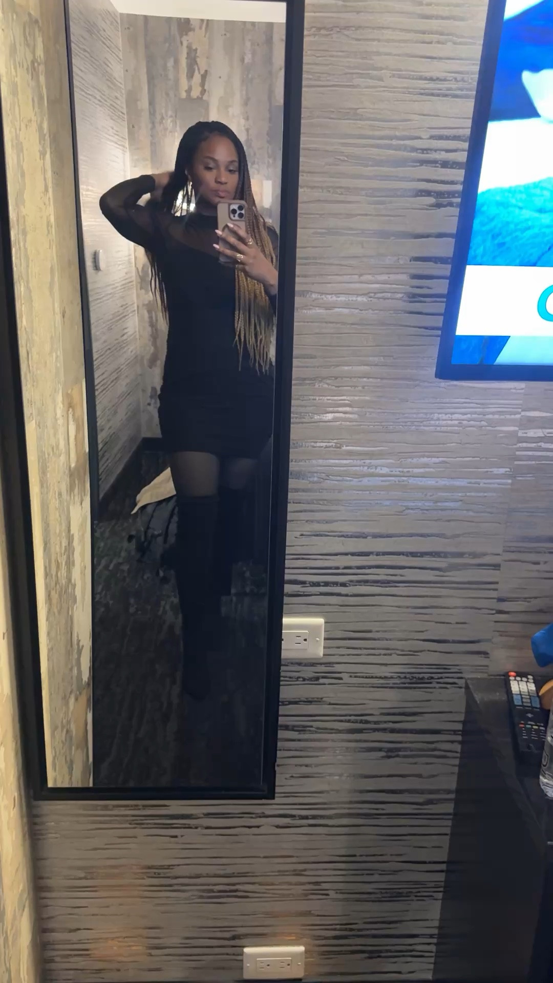 This is the perfect date night outfit that’s super flattering on all body types especially if you’re hiding the midsection! And it’s on sale! 




Date night outfits, Amazon finds, midsize style, little black dress

#LTKSaleAlert #LTKMidsize #LTKOver40