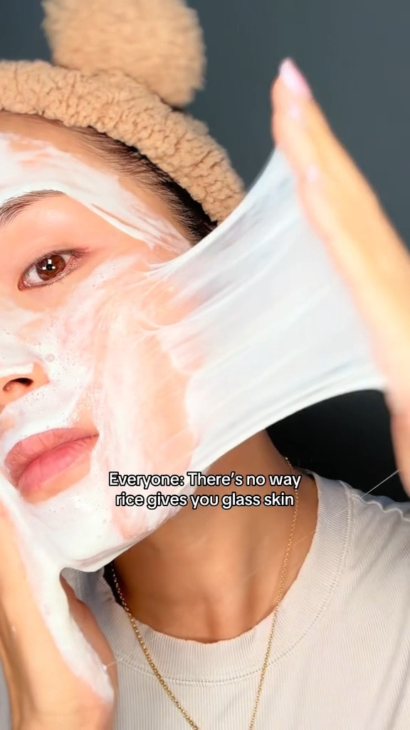 This rice powder and serum is one of my favorite products to get glass skin!

#koreanskincare #kbeauty

#LTKBeauty
