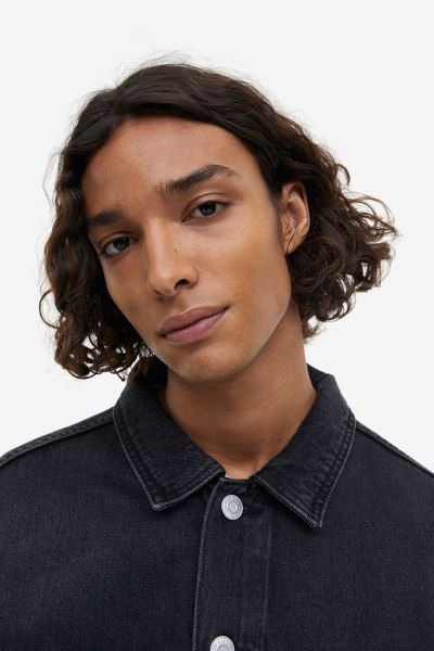 Relaxed Fit Denim jacket | H&M (UK, MY, IN, SG, PH, TW, HK)