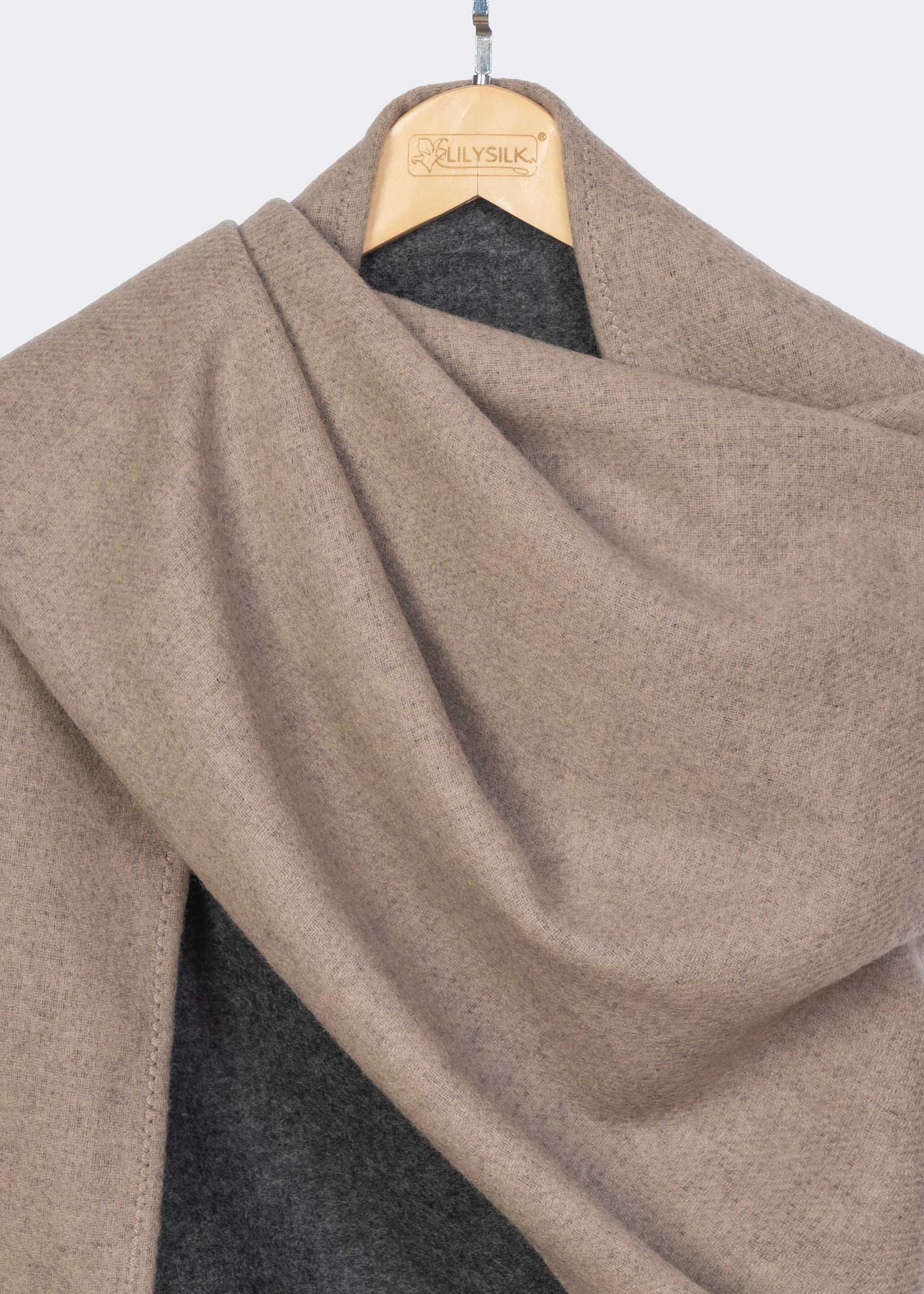 Timeless Contrast Color Woolen Shawl | LilySilk