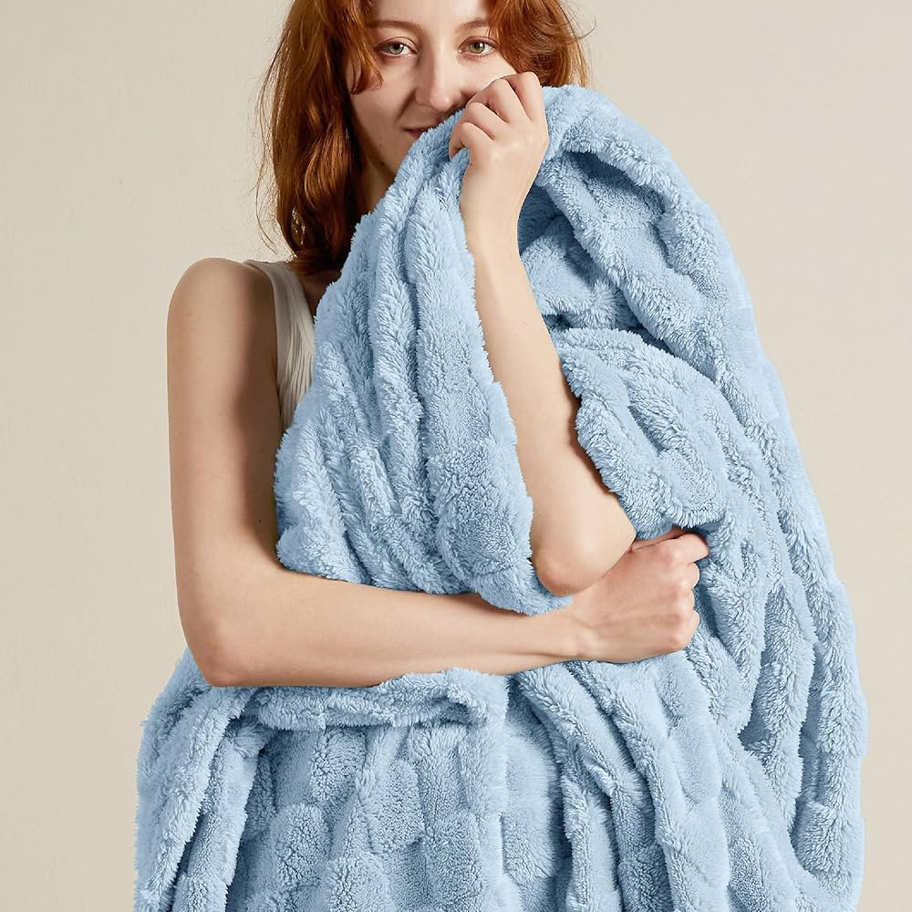 Bedsure Sea Blue Fleece Blanket for Couch - Super Soft Cozy Blankets for Women, Cute Small Throws... | Amazon (US)