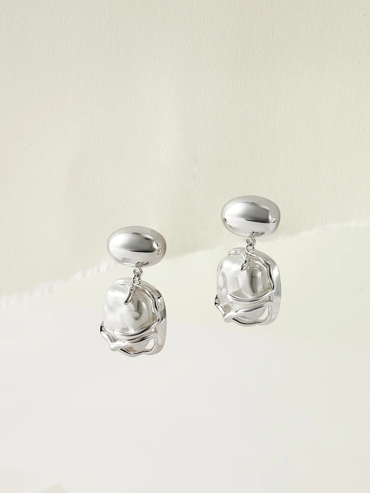 Baroque Pearl Pendant Earrings | Commense