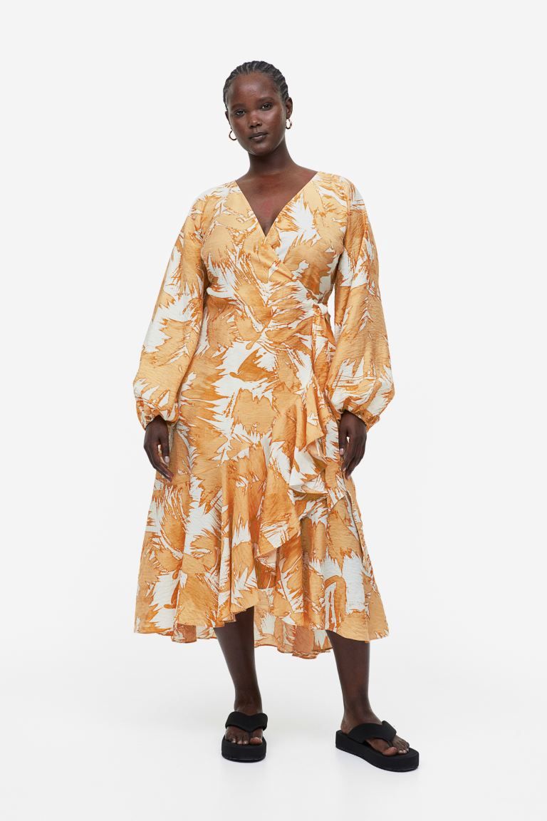 Maxi Wrap Dress - Cream/beige patterned - Ladies | H&M US | H&M (US + CA)