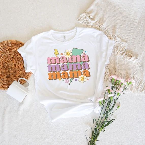 Retro Mama Short Sleeve T-Shirt, Mom gift, Retro mom shirt, Gift for mom, Mom life shirt, Cool mo... | Etsy (US)