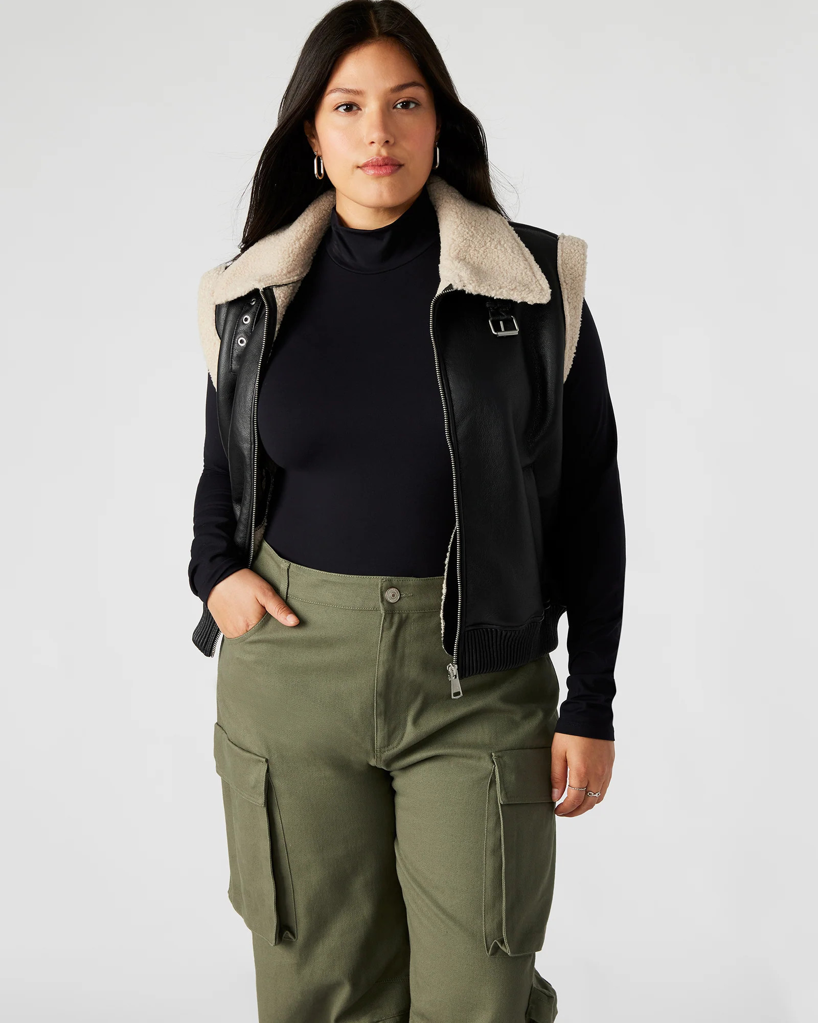 AVI VEST BLACK | Steve Madden (US)