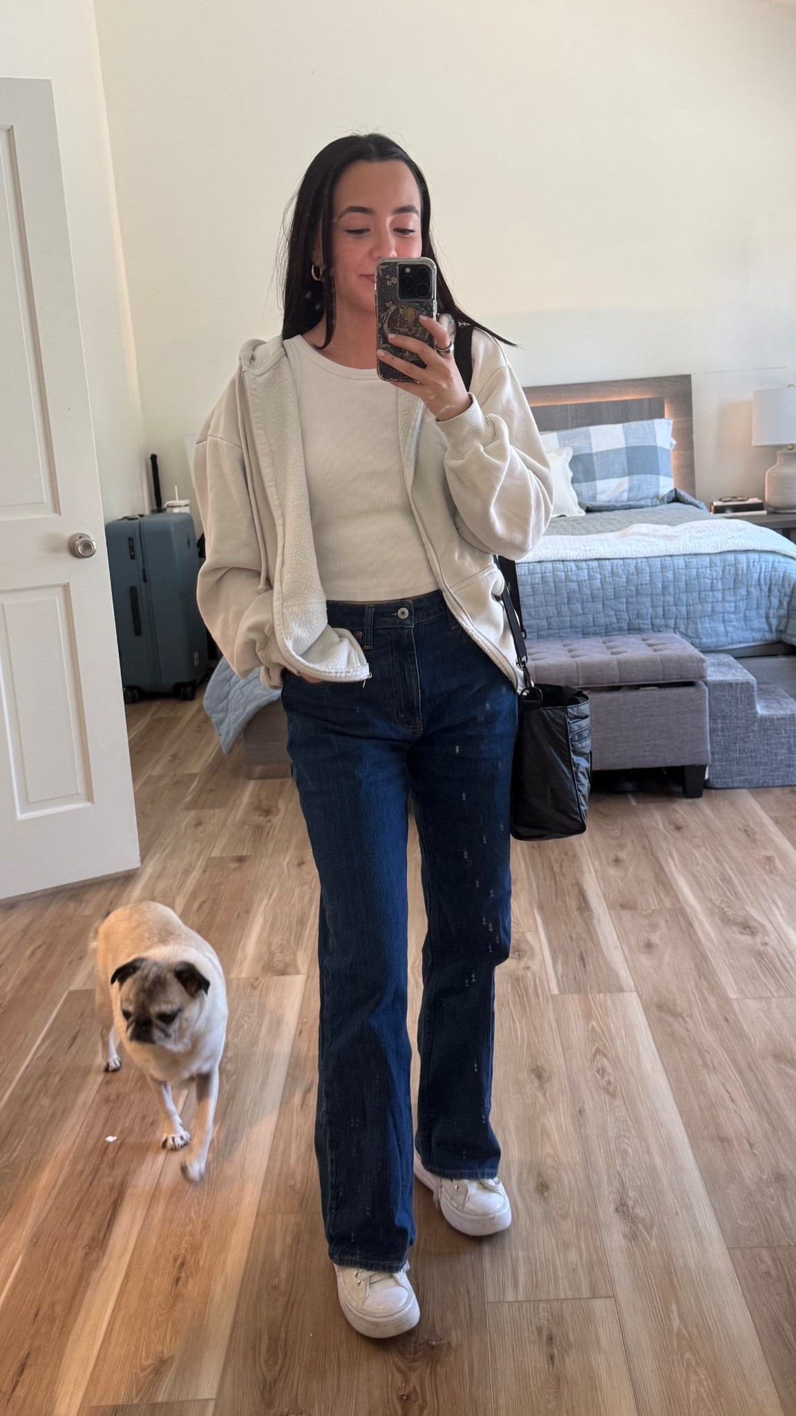 White on white kind of mood! Cozy layers + wide leg jeans = my forever go to look! These platform Converse give just the right little boost!
Hi Guppy! 😂🐾

#LTKStyleTip #LTKPetite #LTKSeasonal