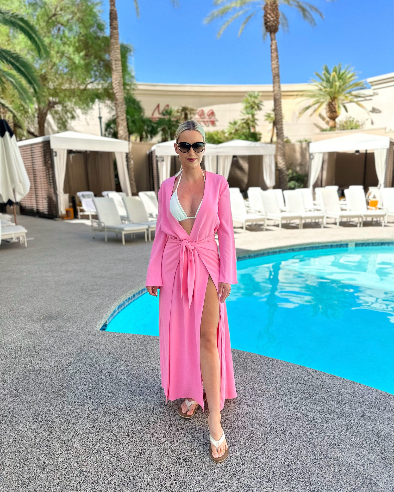 Dress runs very large, so size down!!

Dress: XS

Cover-Up | Maxi Dress | Camila Coelho Collection | Revolve | Pink Dress | White Bikini | Swimwearr

#LTKSeasonal #LTKtravel #LTKswim
