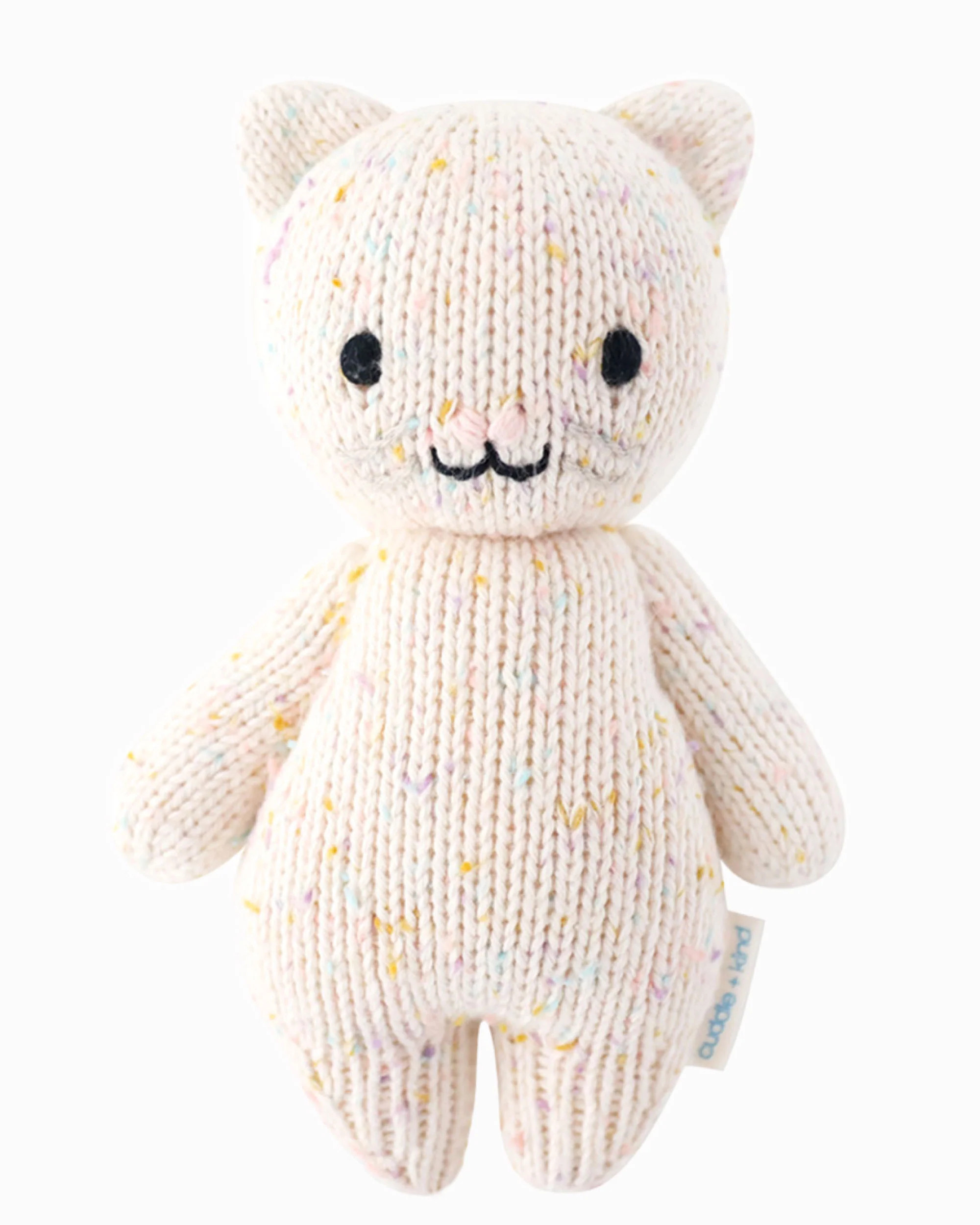 Baby kitten | cuddle+kind