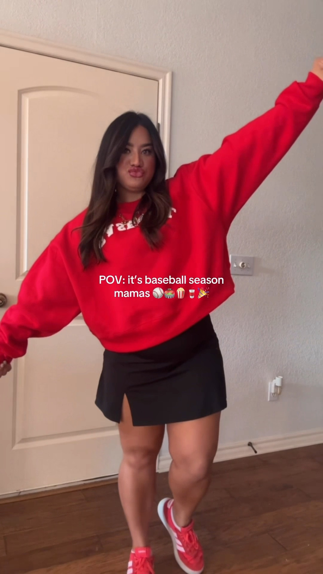 It’s baseball time! My favorite time of the year! ⚾️ #baseballmama #baseballseason #baseballmom

#LTKmomlife #LTKActive #LTKootd