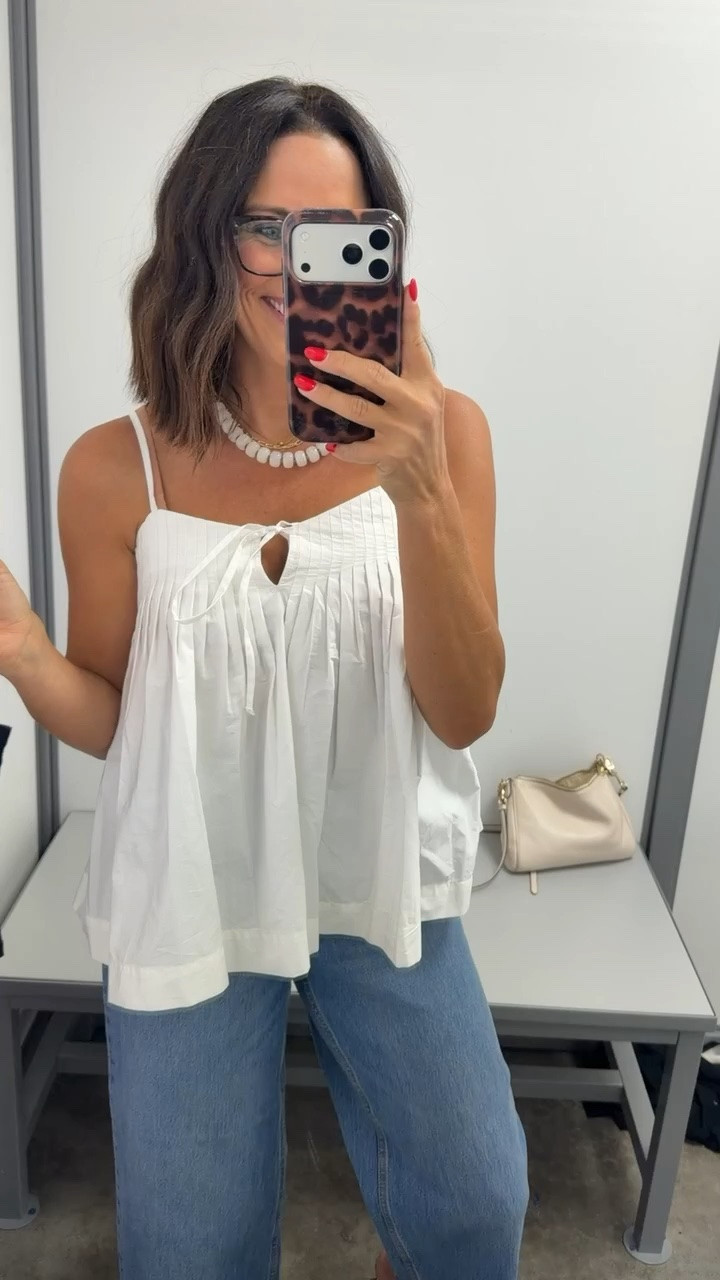 This Walmart top is such a good everyday basic 🤍 the flowy fit and little tie detail make it so cute without trying too hard. Wearing an XS!

@Walmart 
#WalmartFashion #WalmartFinds #WalmartStyle #AffordableFashion #LTKFinds