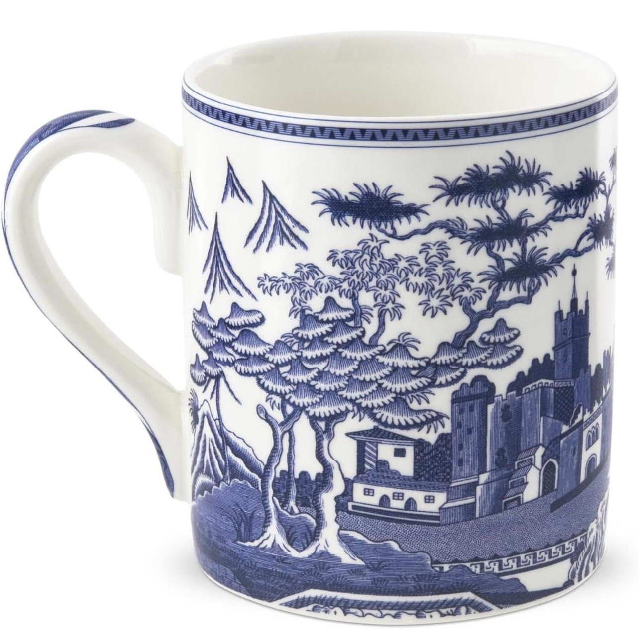These Spode mugs look antique / vintage inspired. Love blue the blue and white chinoiserie-like look 