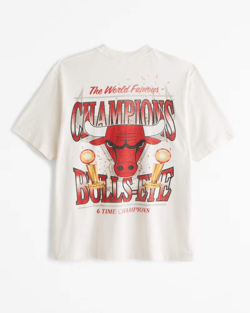 Chicago Bulls Vintage-Inspired Graphic Tee | Abercrombie & Fitch (US)