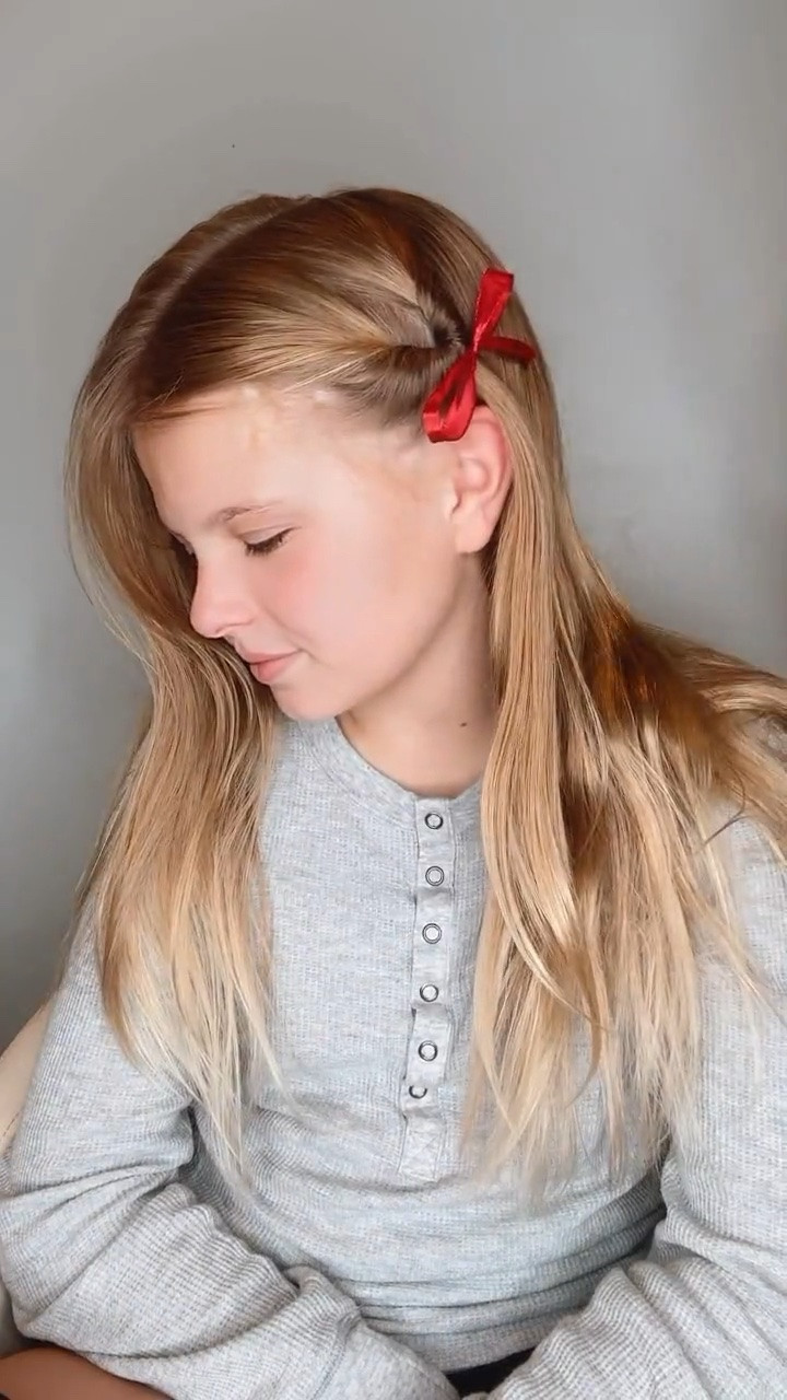 EASIEST HALF UP HAIRSTYLE 🩷 This is the cutest and easiest hairstyle! Save this one! You’ll love it! I’m sharing my favorite hair products, too!

#LTKBeauty
