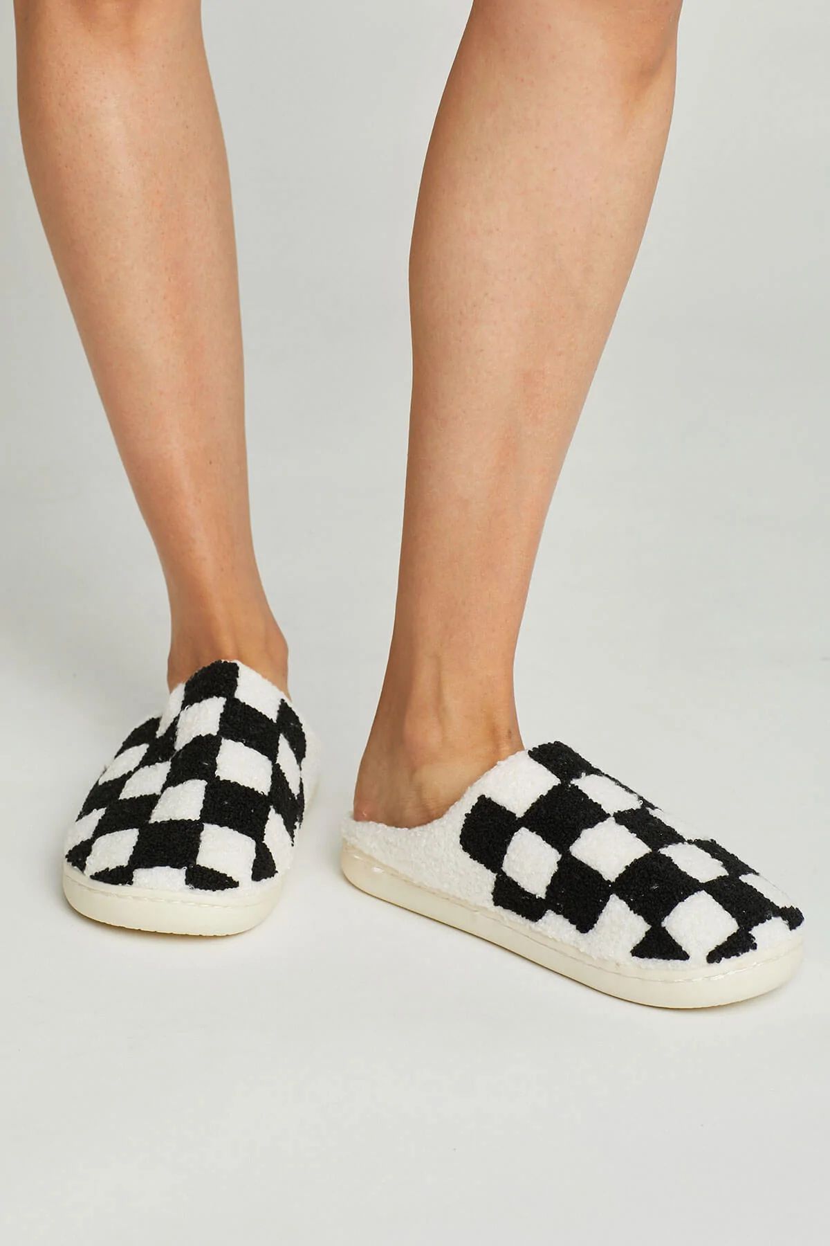 Miss Sparkling Checkered Slippers | Social Threads