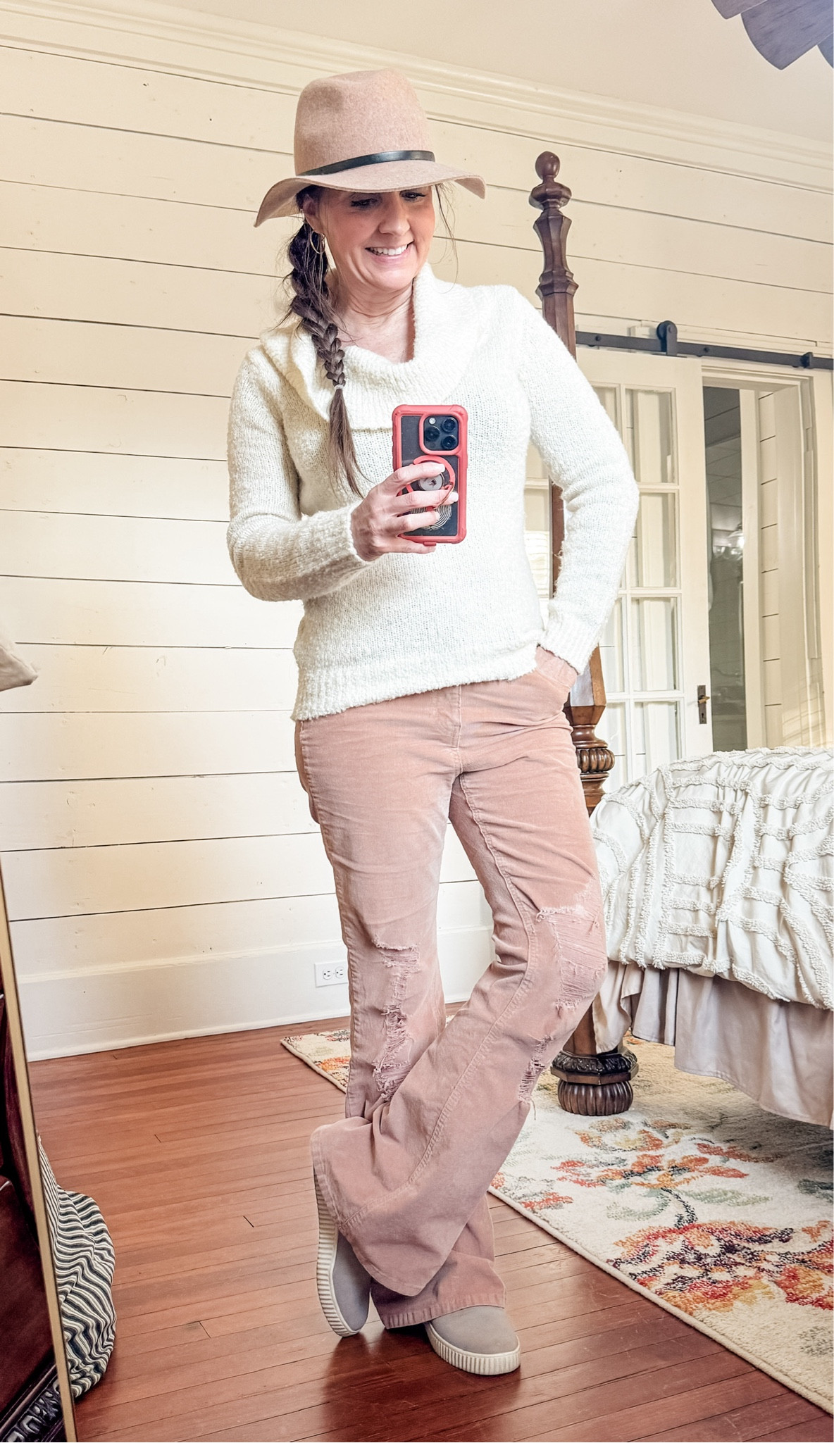 Everyday winter look! 

Women’s fashion, winter fashion, winter style, winter outfits, winter outfit inspo, winter ootd, trendy fashion, chic style, sweater, corduroy pants



#LTKSeasonal #LTKStyleTip