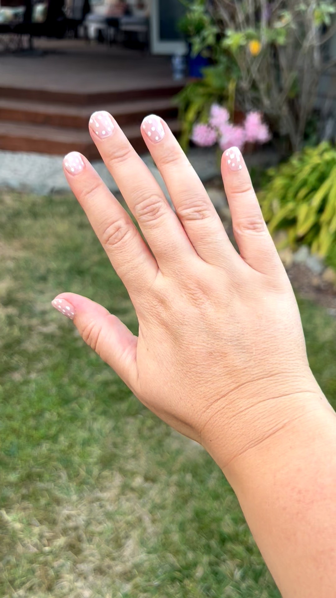 Nude polka dot trend from Olive and June
Colors CCT and HD