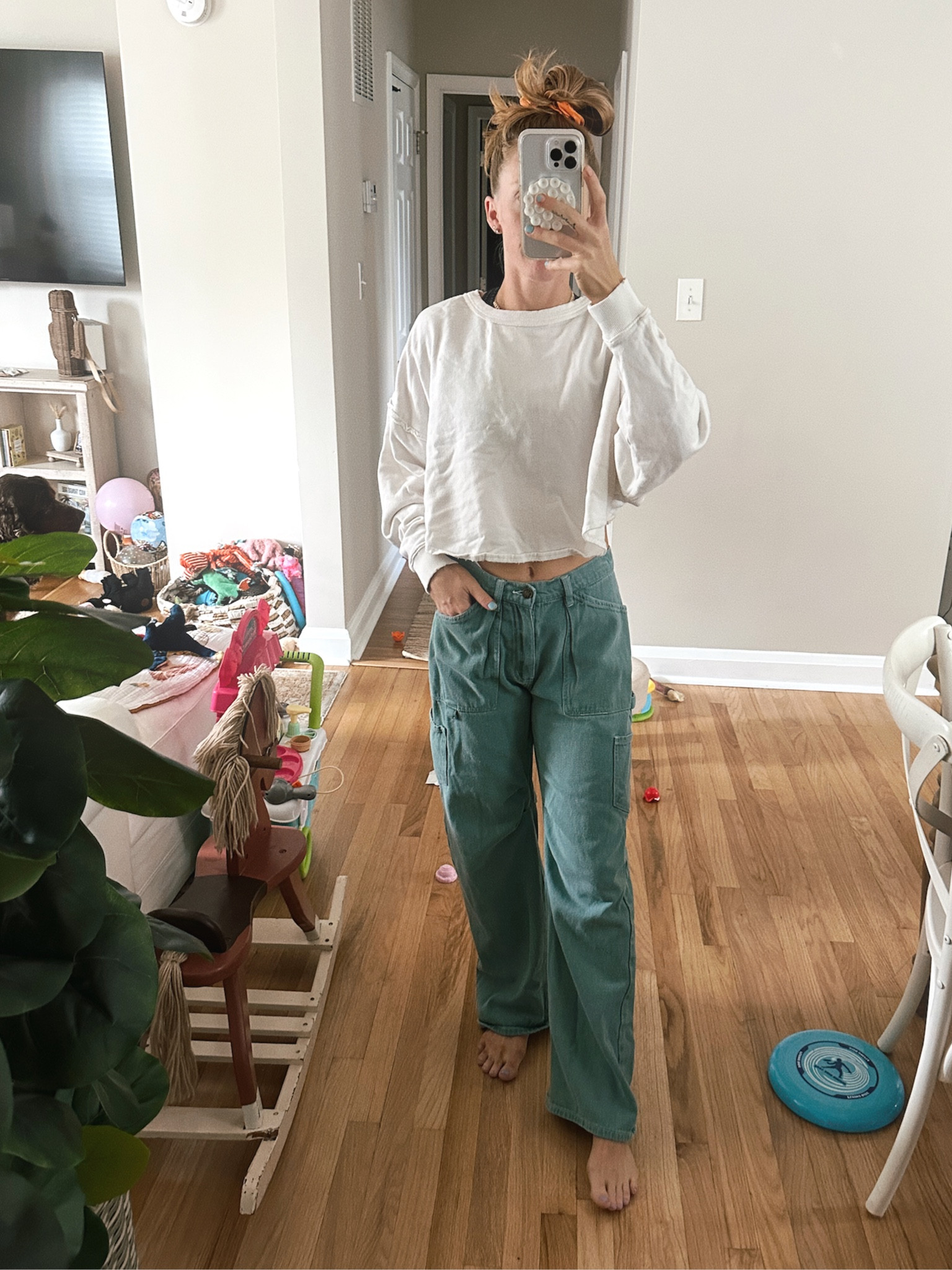 The perfect green jeans 

#princesspolly 

#LTKitbag