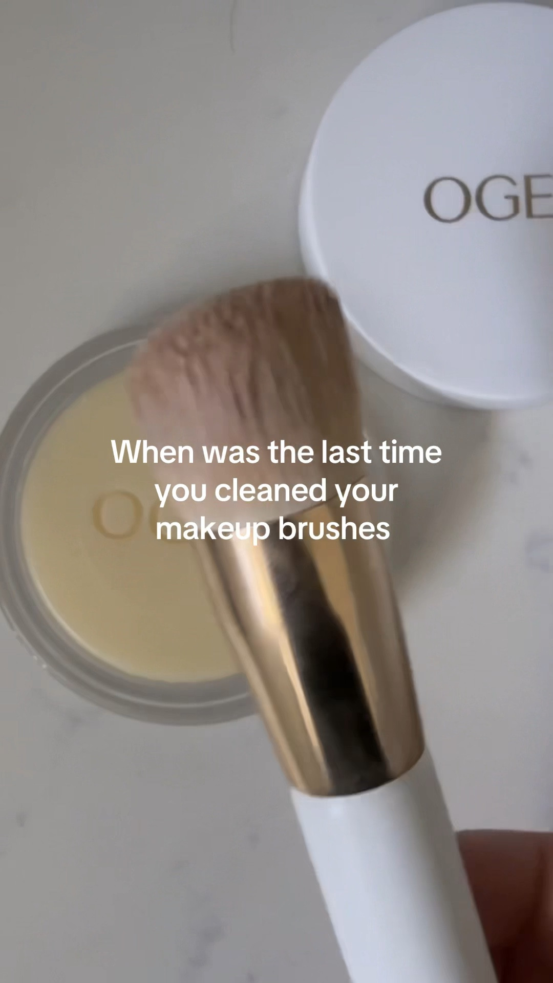 How to clean your makeup brushes! With the @ogee organic makeup brush cleanser and conditioner! Grab it on its own or get it with the blender brush! #ogee#organicmakeup#skincaremakeup #makeupbrush#skincaree

#LTKBeauty