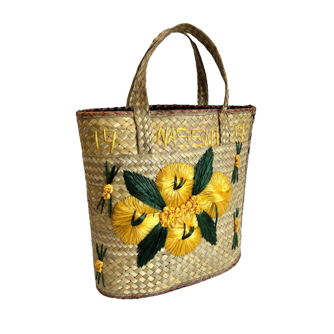 Vintage 1970s Woven Straw Tote Bags - Nassau Bahamas Purse With Raffia Floral Top Handle Beach To... | Etsy (US)