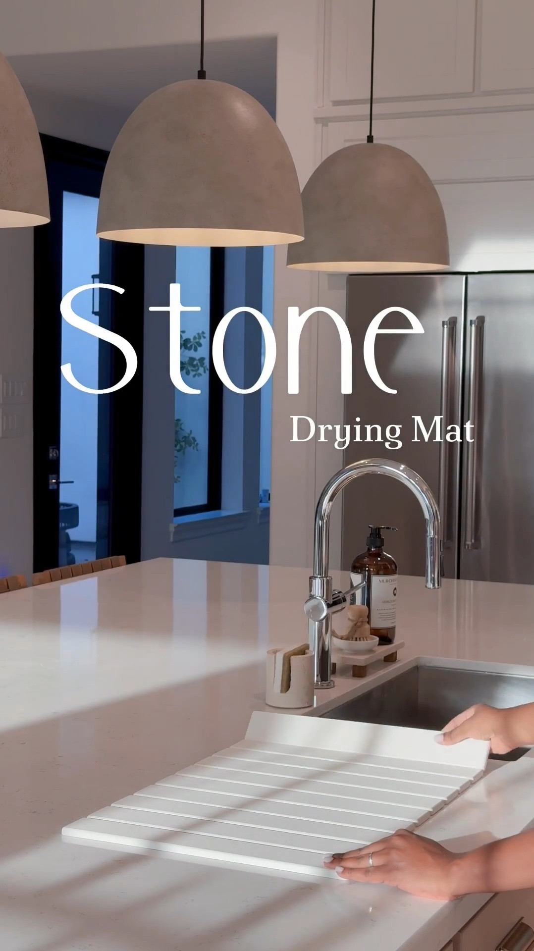 🤎

I’ve tried various drying methods and this is by far my favorite - mainly bc it’s anti molding ….. plus aesthetically pleasing 😆

 It is made of stone, fast drying, anti slip, and can be used as a bath mat! 

#LTKHome #LTKStyleTip #LTKSaleAlert