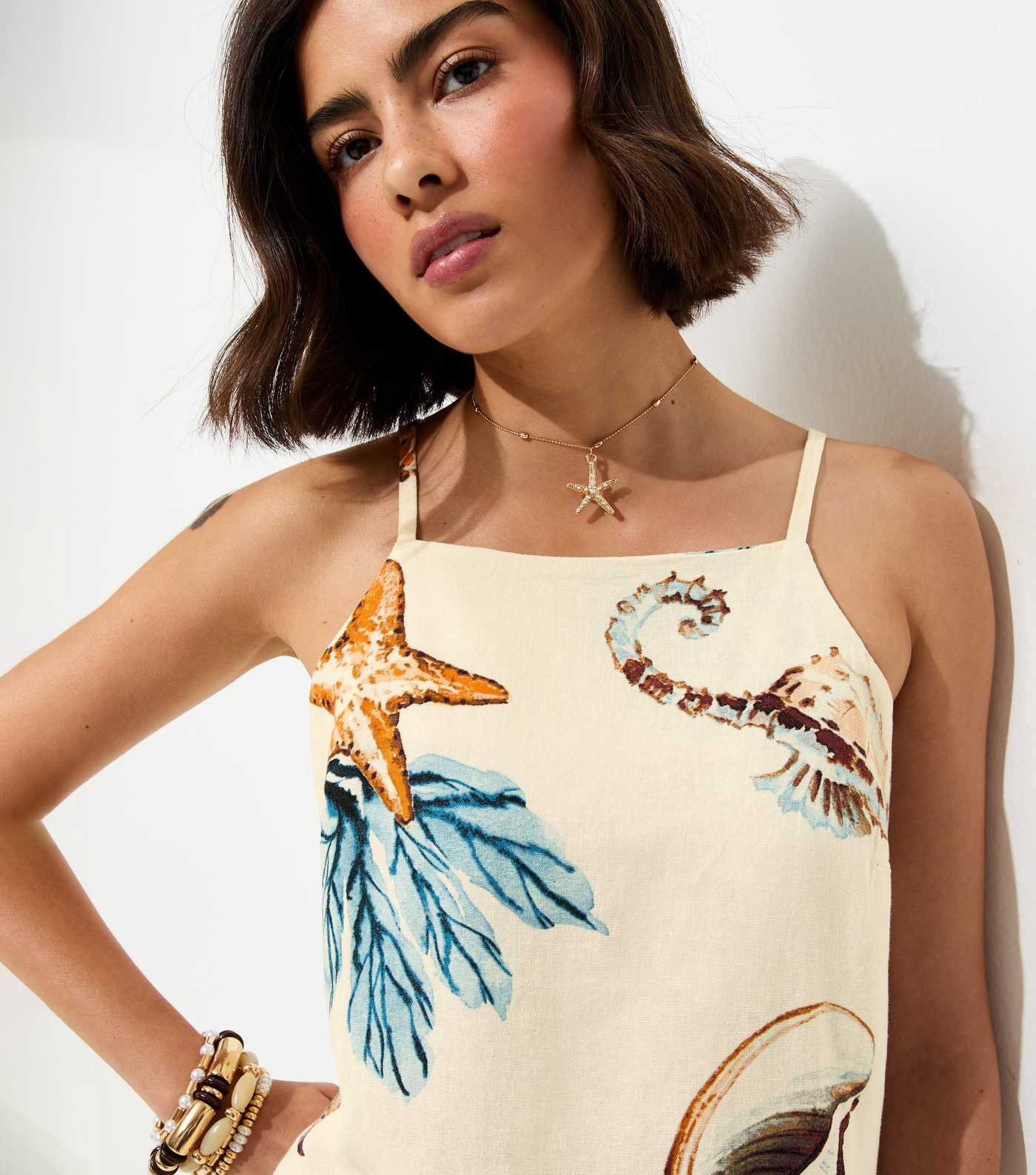 Cream Linen Rich Seahorse Print Longline Cami Top | New Look | New Look (UK)