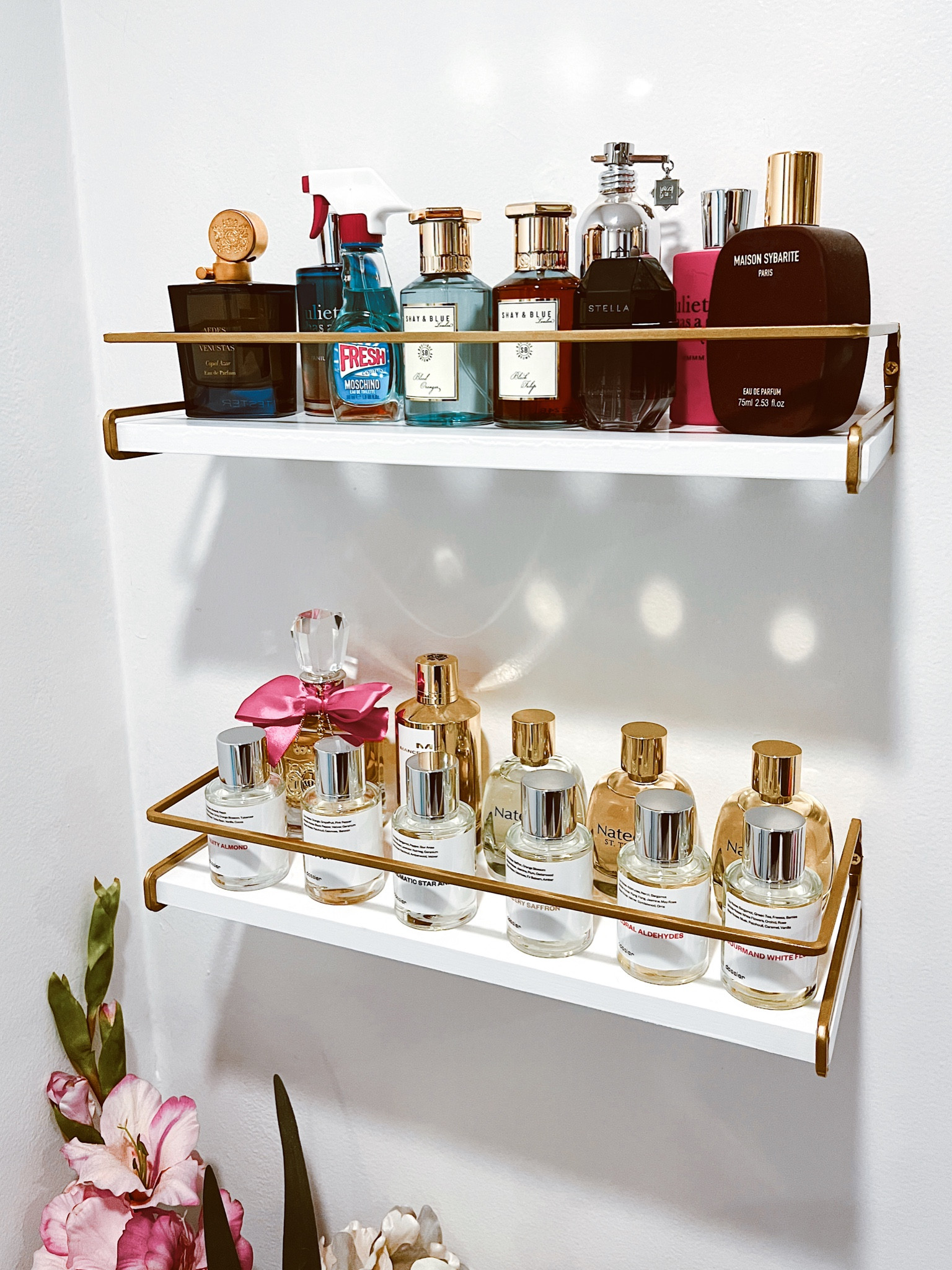 My favorite perfumes for every season! A range of super affordable ($) to very pricey ($$$). Some of these don’t have links on here, so the missing ones are Shay and Blue, Dossier, aedes de venustas, Nateeva and Maison Sybarite

#LTKbeauty #LTKSeasonal #LTKFind