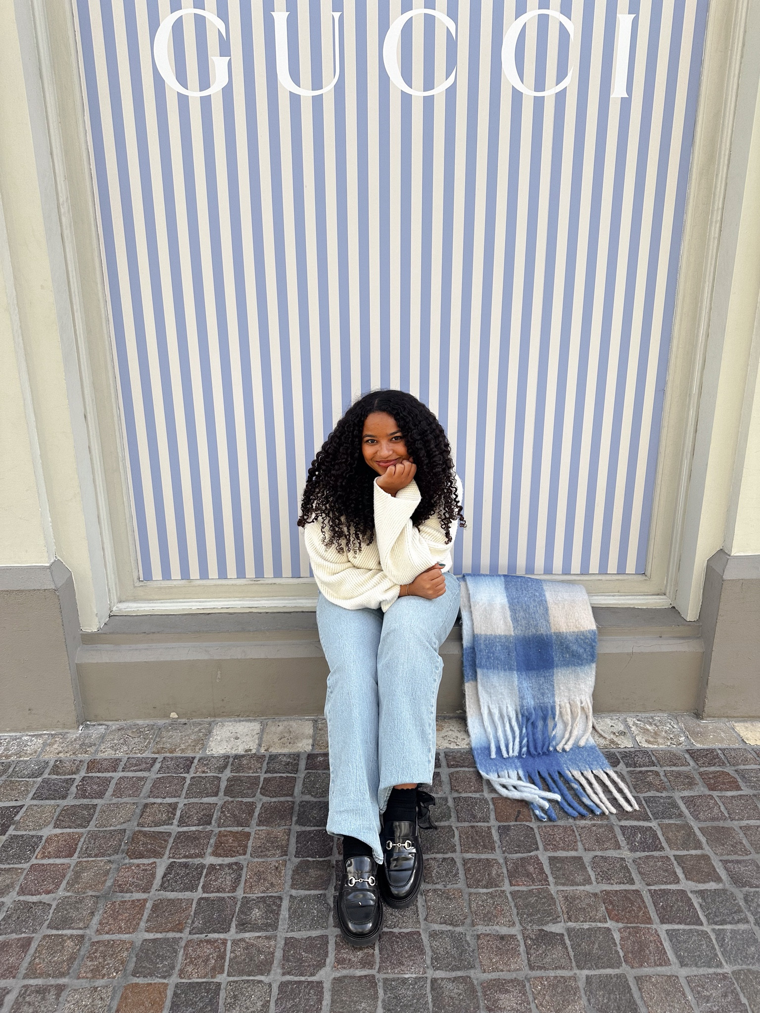 Original shoes are from Thursday Boots!! I’m wearing a 31 in jeans for an oversized fit as well as a large in the sweater for an oversized fit✨🍓🤍 


white sweater, blue scarf, winter outfits, baggy jeans, penny loafers, comfy shoes, winter shoes, curly hairstyles, scarf outfits 

#LTKstyletip #LTKfindsunder100 #LTKSeasonal