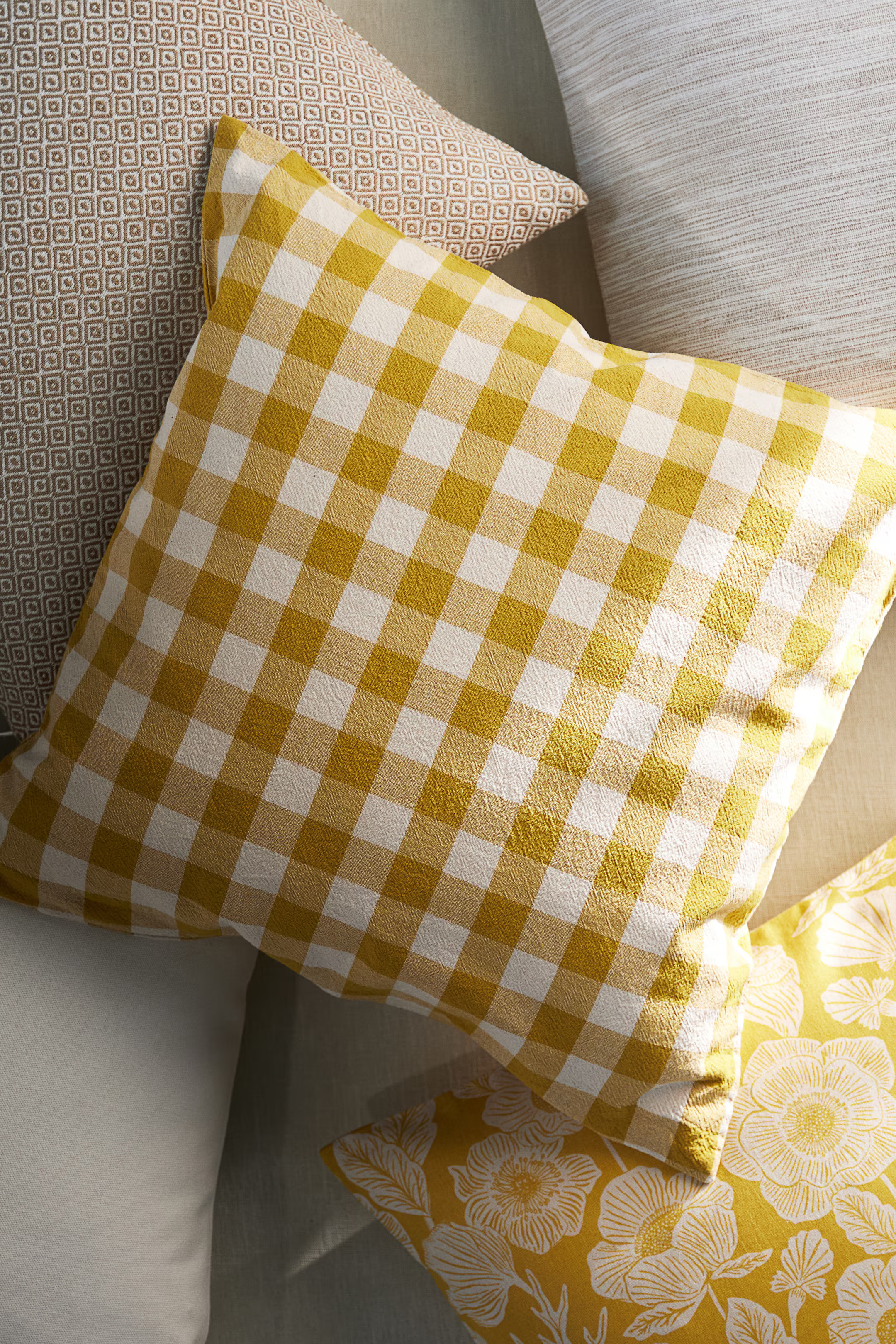 Gingham-Checked Cotton Cushion Cover | H&M (US + CA)