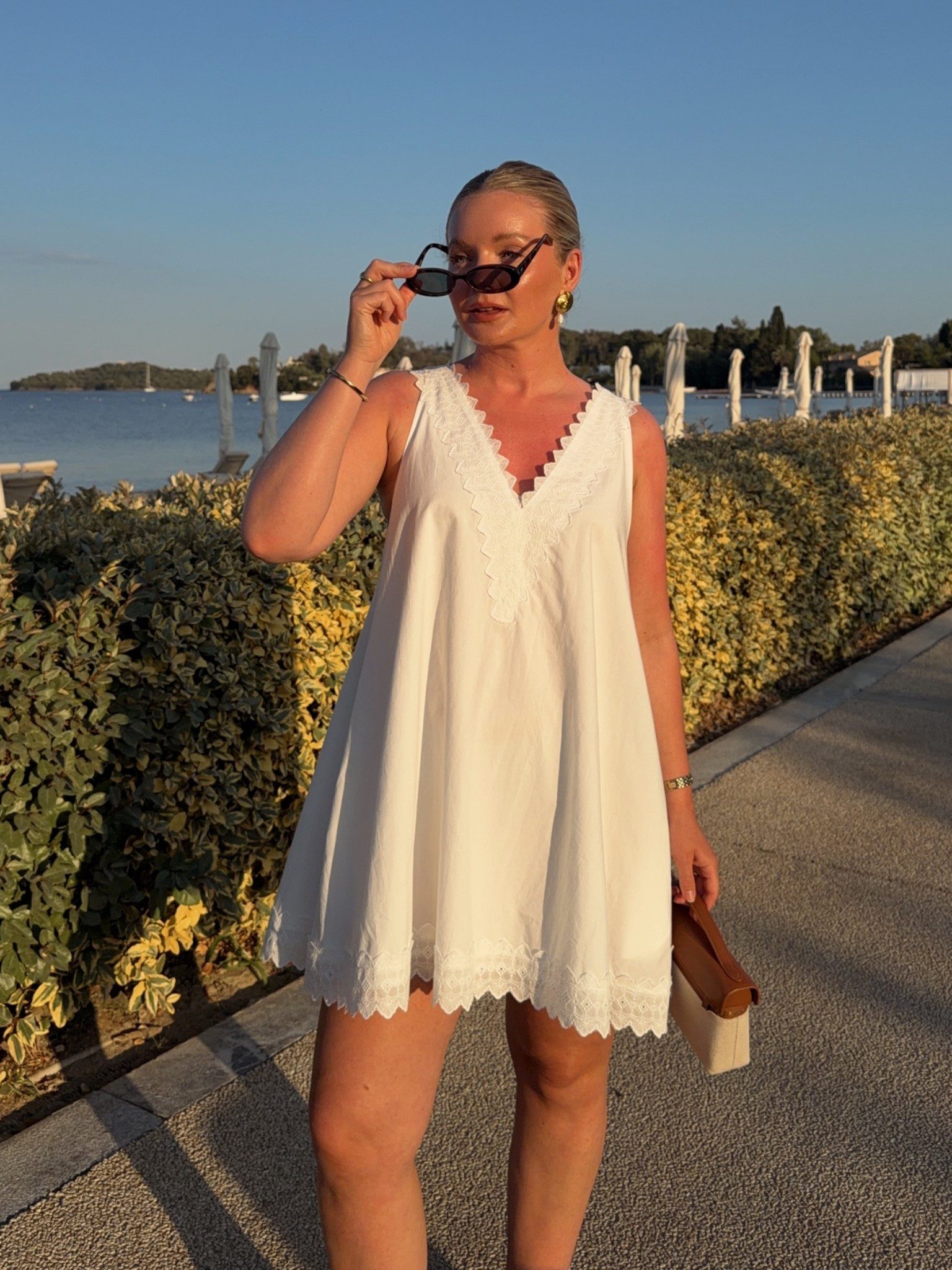 Wearing a size 8 in the dress as it’s oversized. (I’m usually a 10)