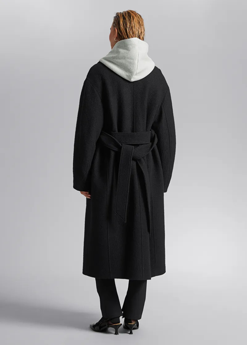 Weit geschnittener Wollmantel mit Gürtel | & Other Stories (DE + FR)