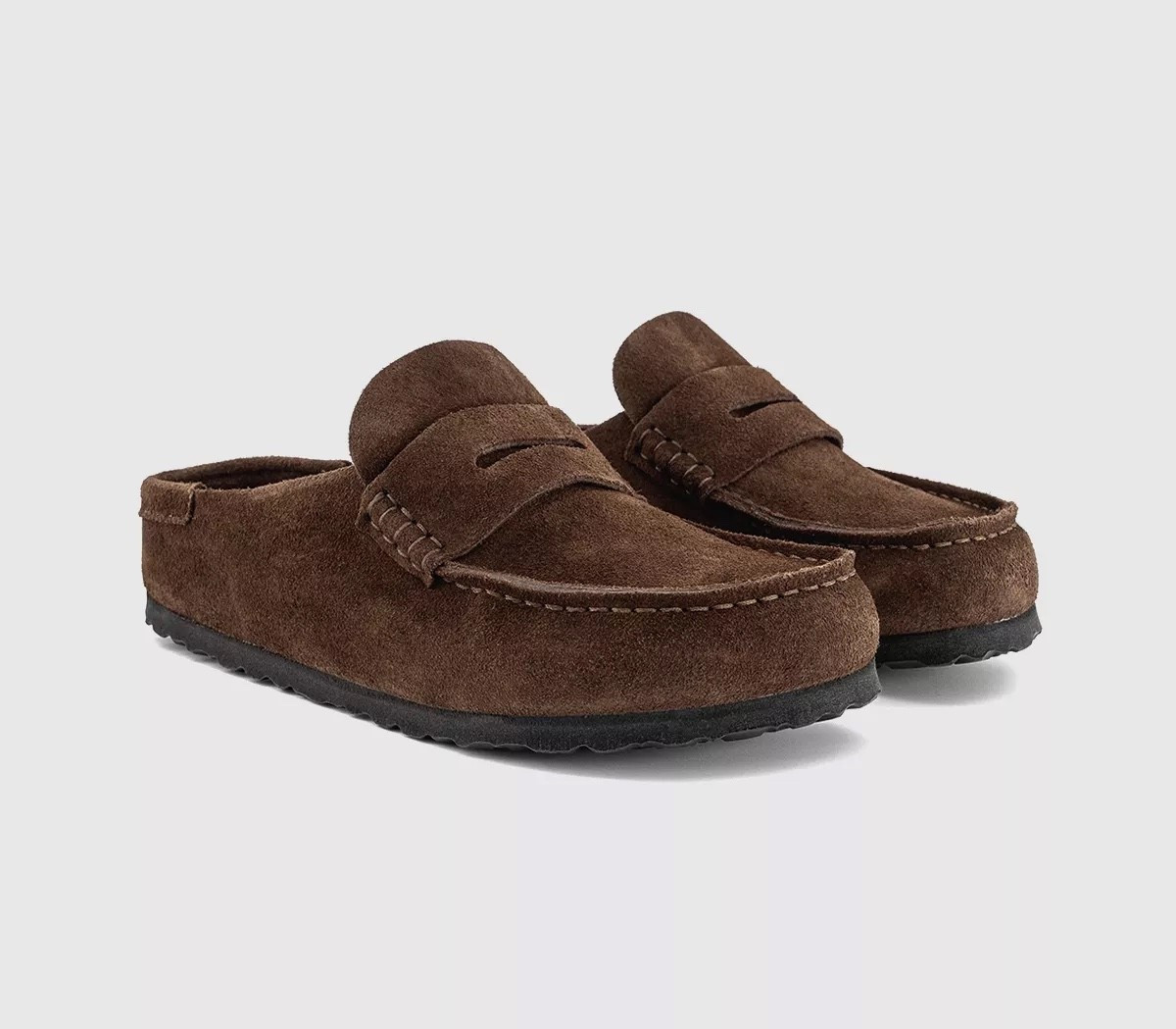 Finally got my hands on the Birkenstock Naples and honestly so excited to wear them 🤎

Birkenstocks, spring, spring shows, Naples, brown 

#LTKstyletip #LTKshoes #LTKuk