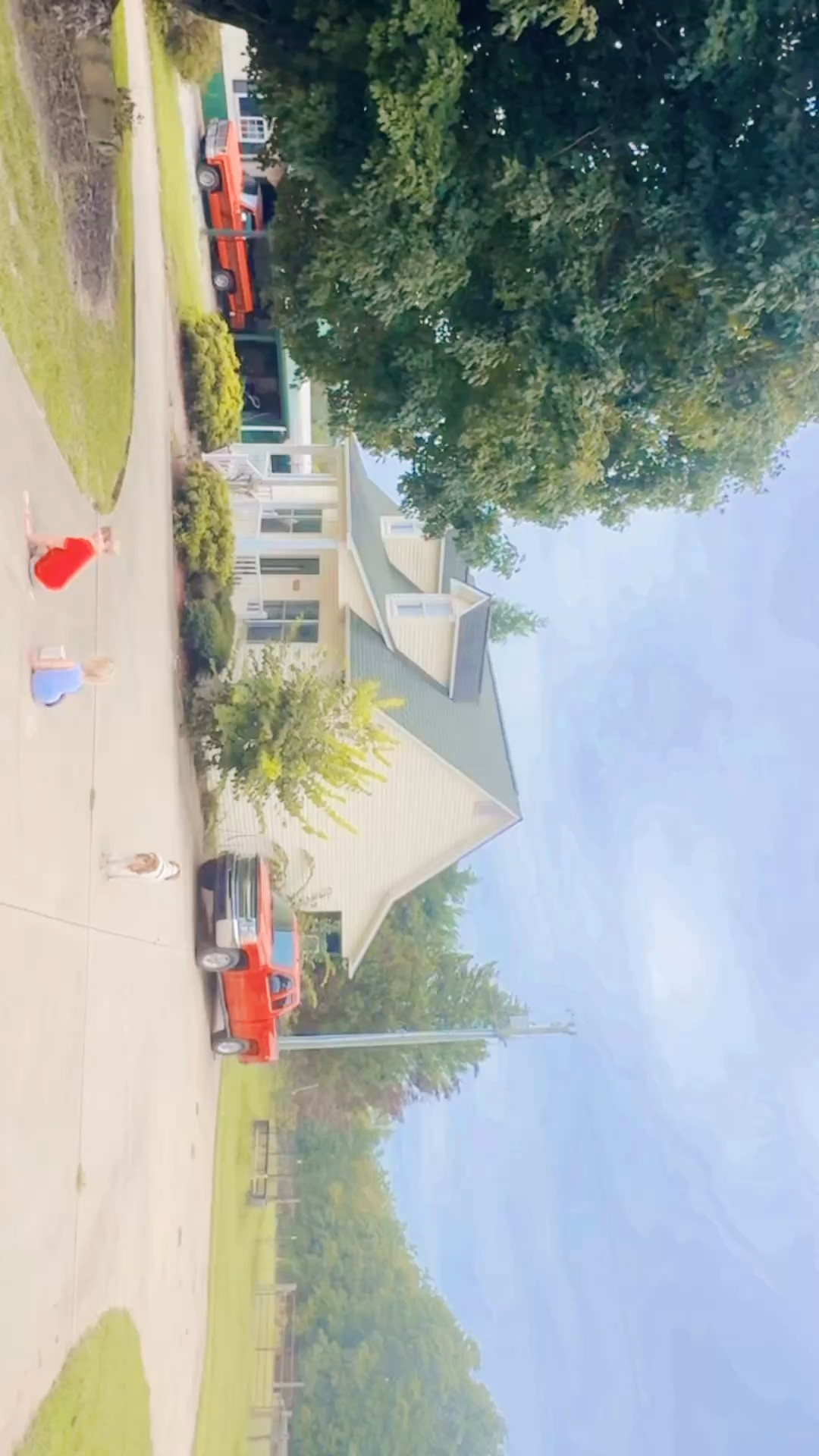 And then outside 🌳 all day until naptime 💤 - with chalk time 🎨, a bike 🚲 and little blue car 🚙 walk down to the pond 🌾, and playing in their “forest” playhouse behind the barn!! 🌲 What a dreamy childhood 💫 they have here… I’ll never get over it! 🫶🏽
